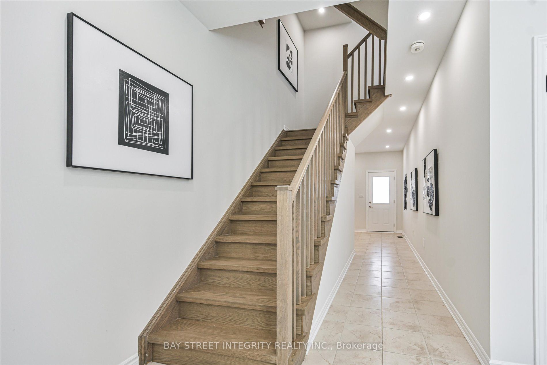 23 Chicago Lane Property Photo 8