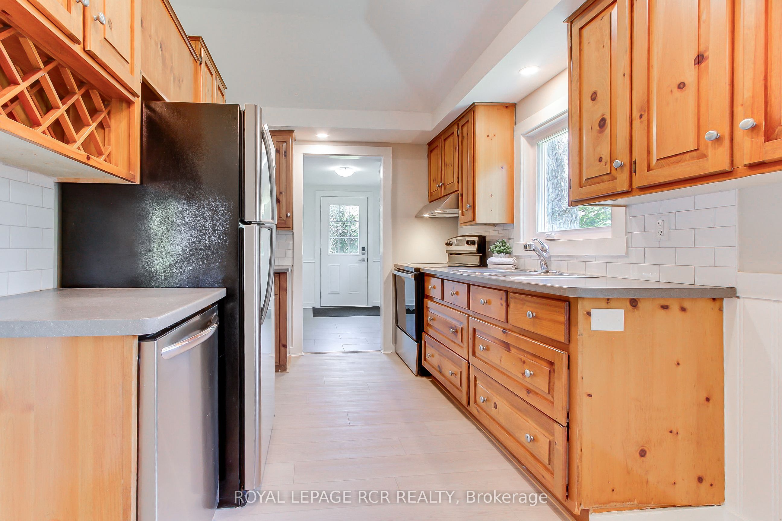 3967 Algonquin Avenue Property Photo 15