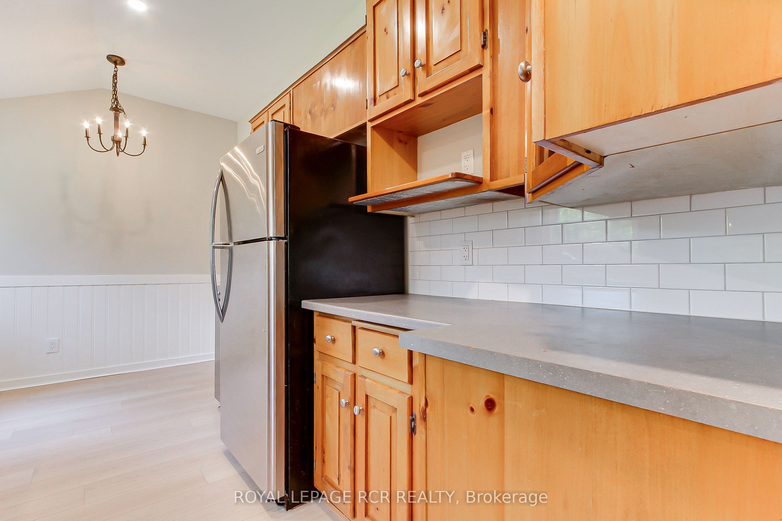 3967 Algonquin Avenue Property Photo 18