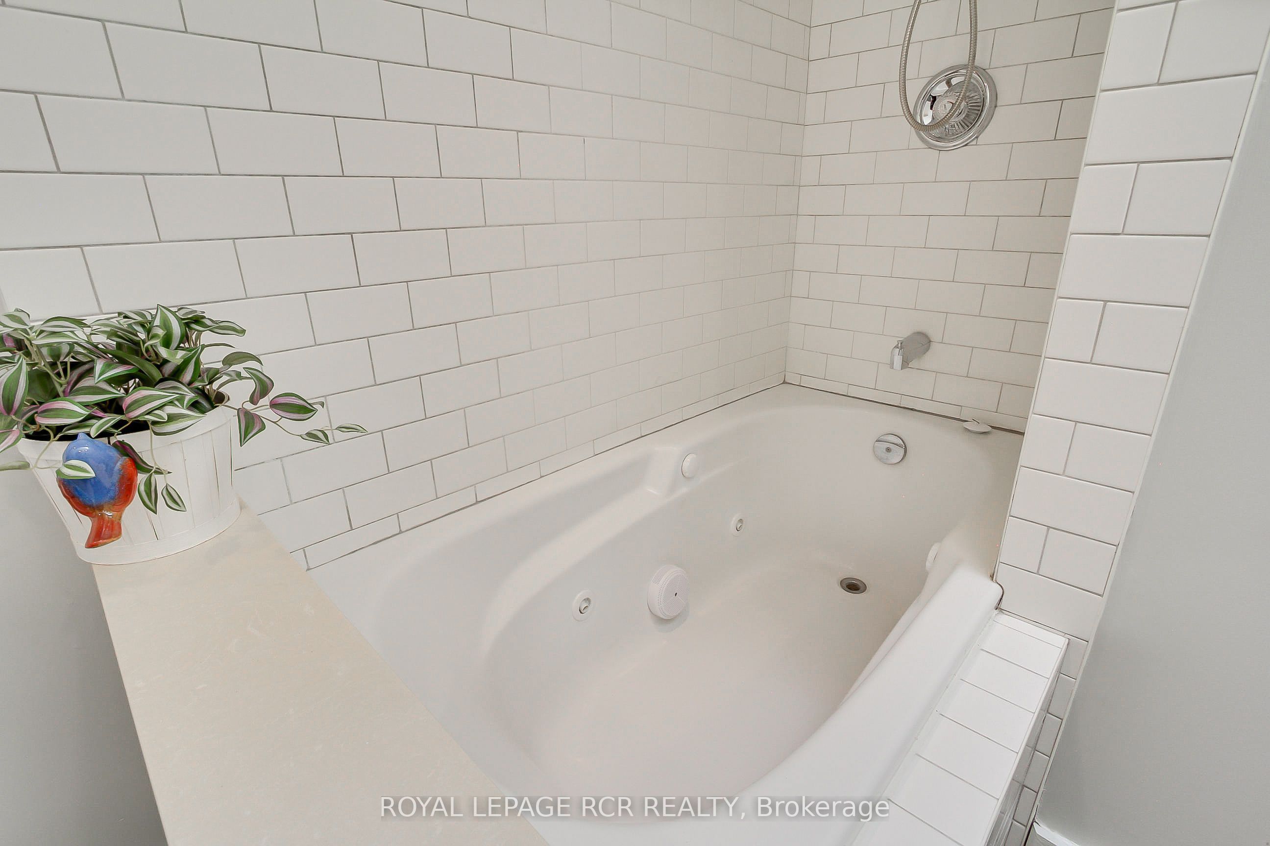 3967 Algonquin Avenue Property Photo 37