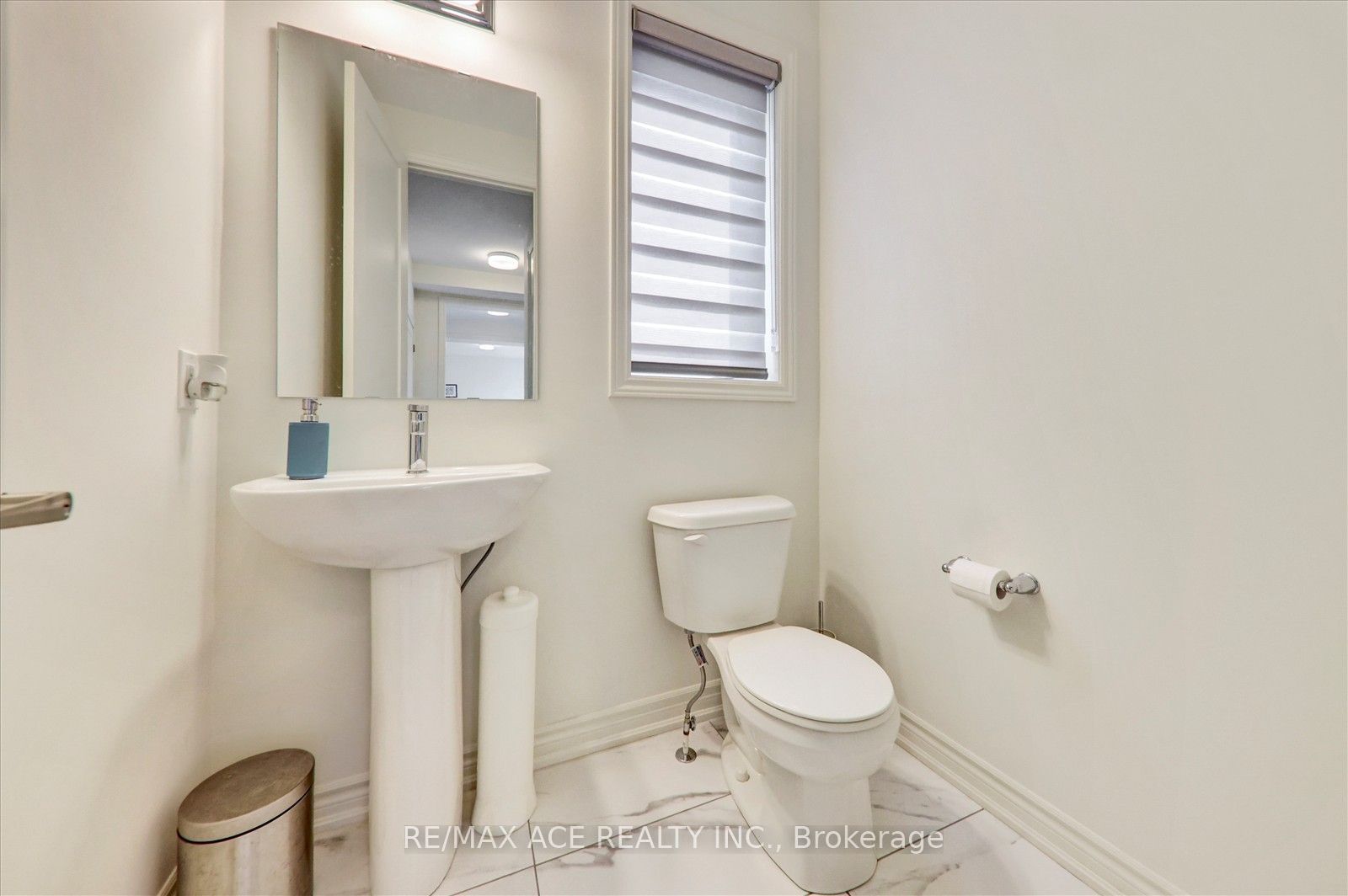 4 Emerald Grove Property Photo 22