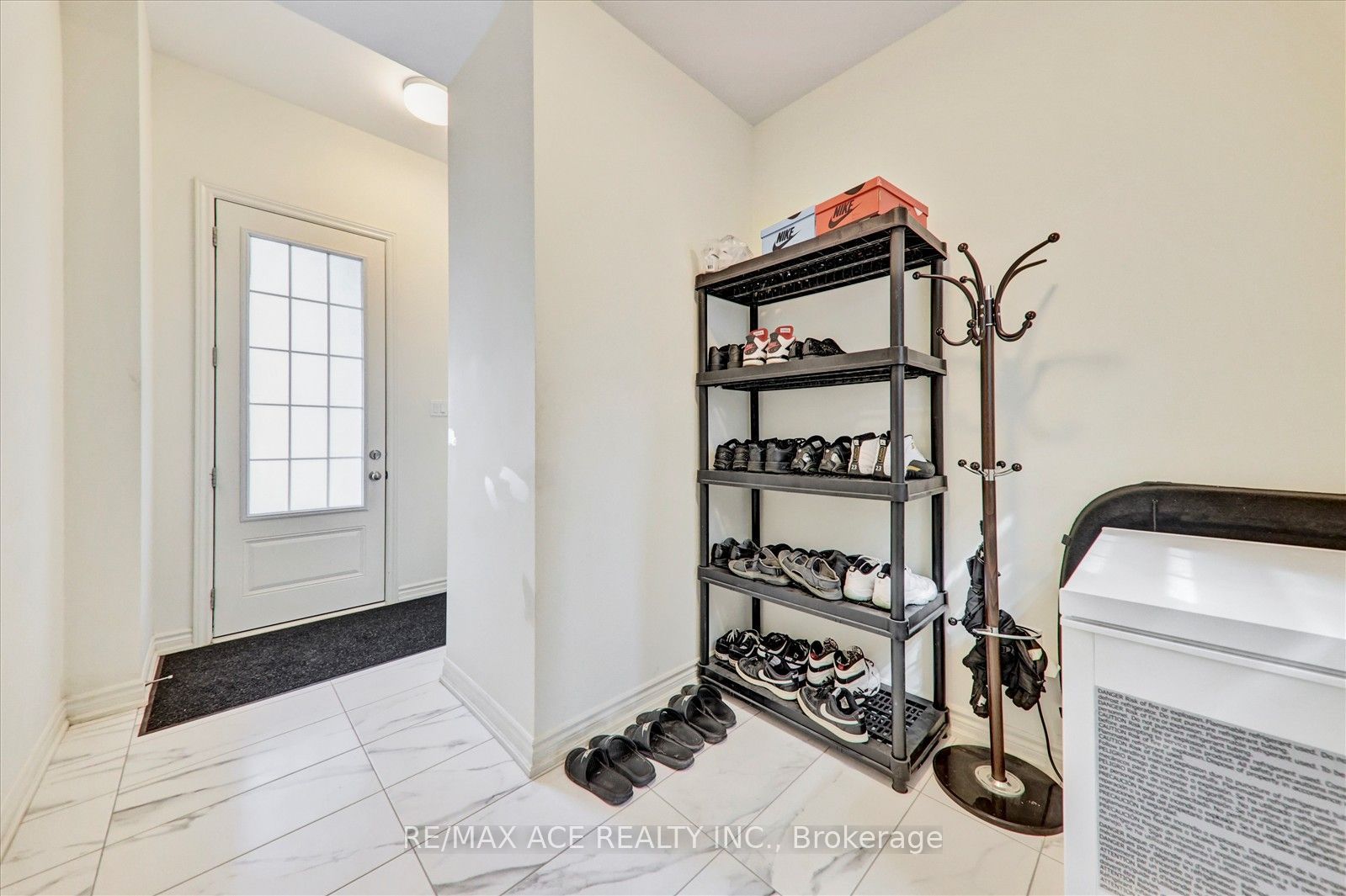 4 Emerald Grove Property Photo 23