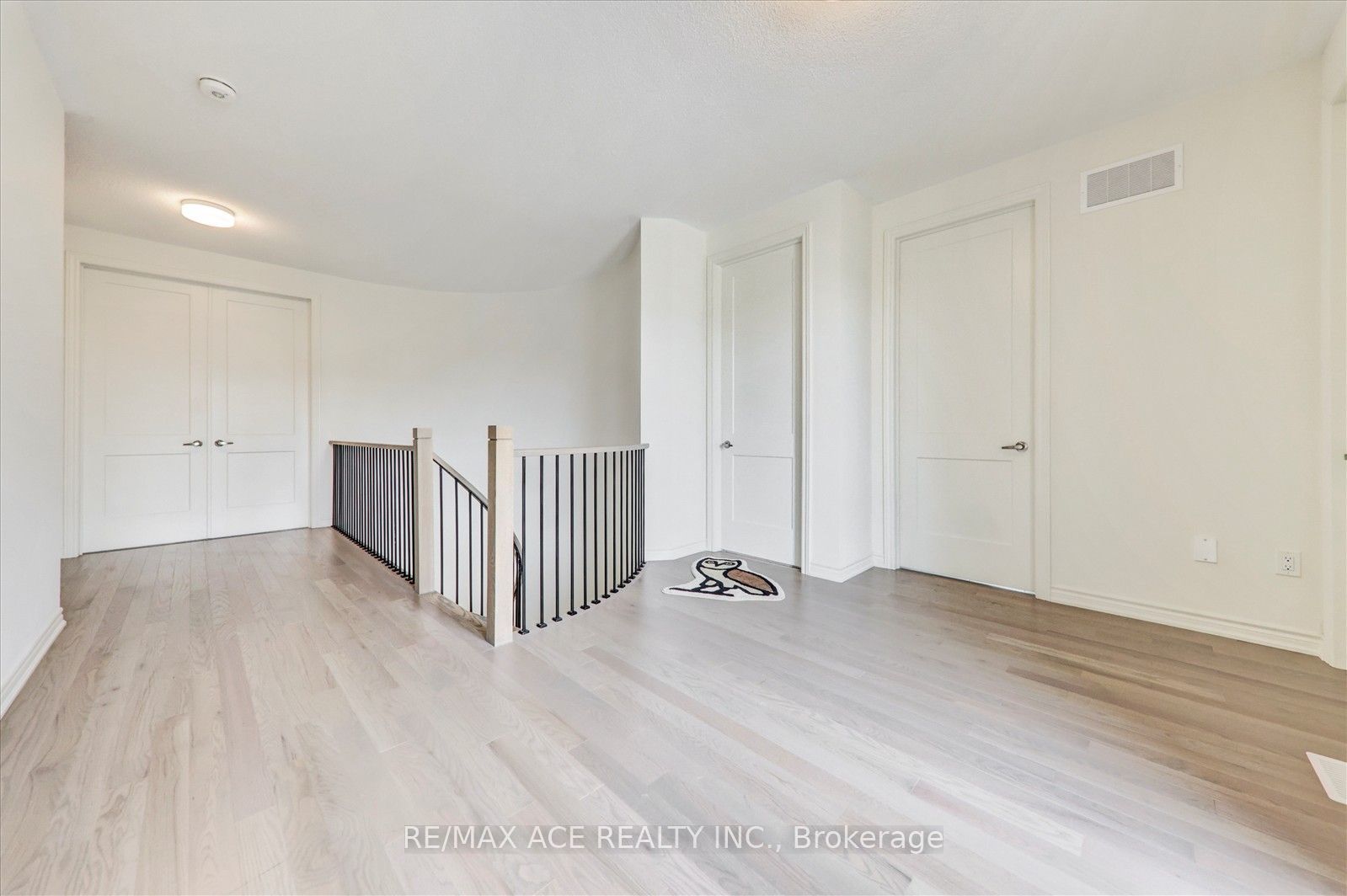 4 Emerald Grove Property Photo 25