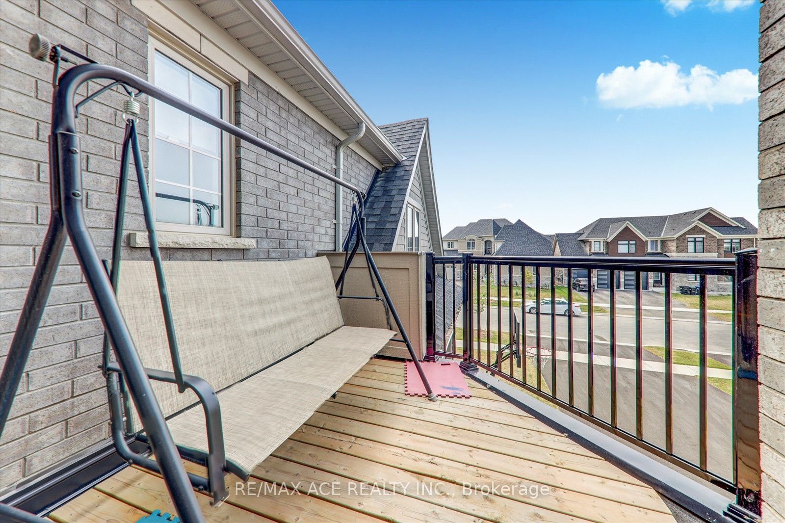 4 Emerald Grove Property Photo 27