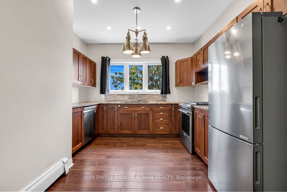 5354 3rd Line Property Photo 34