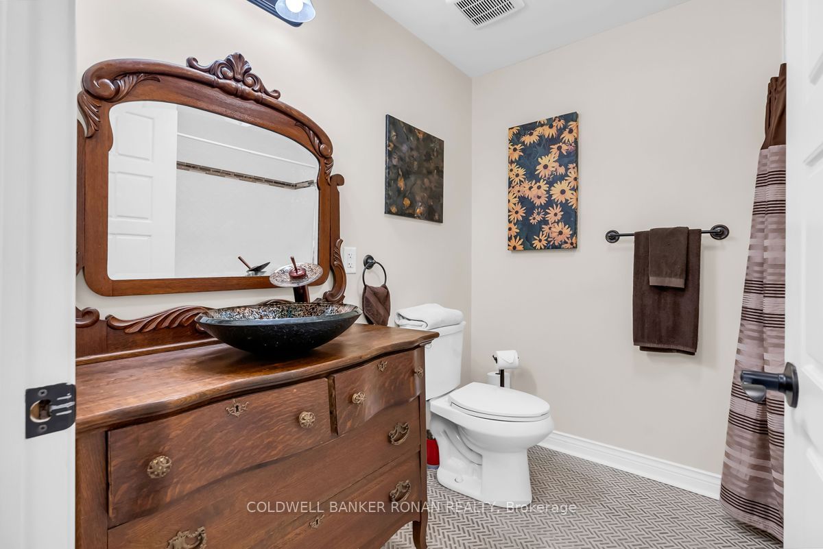 5354 3rd Line Property Photo 43