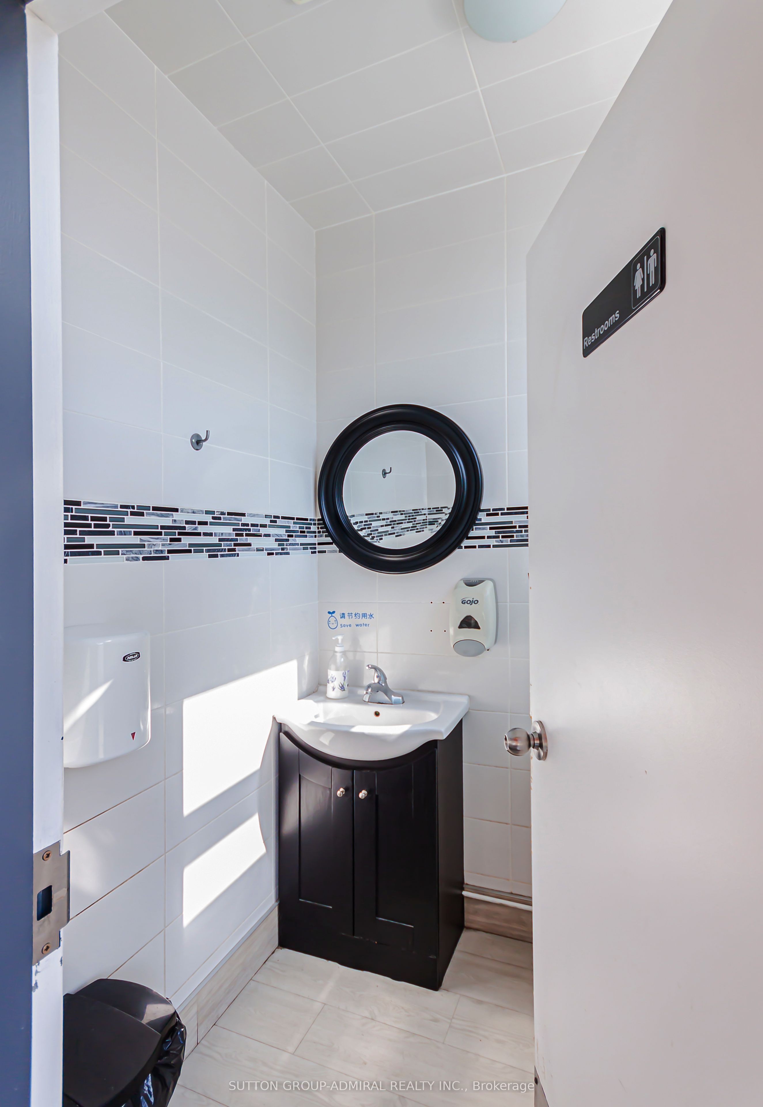 10066 Bayview Avenue 9 Property Photo 16