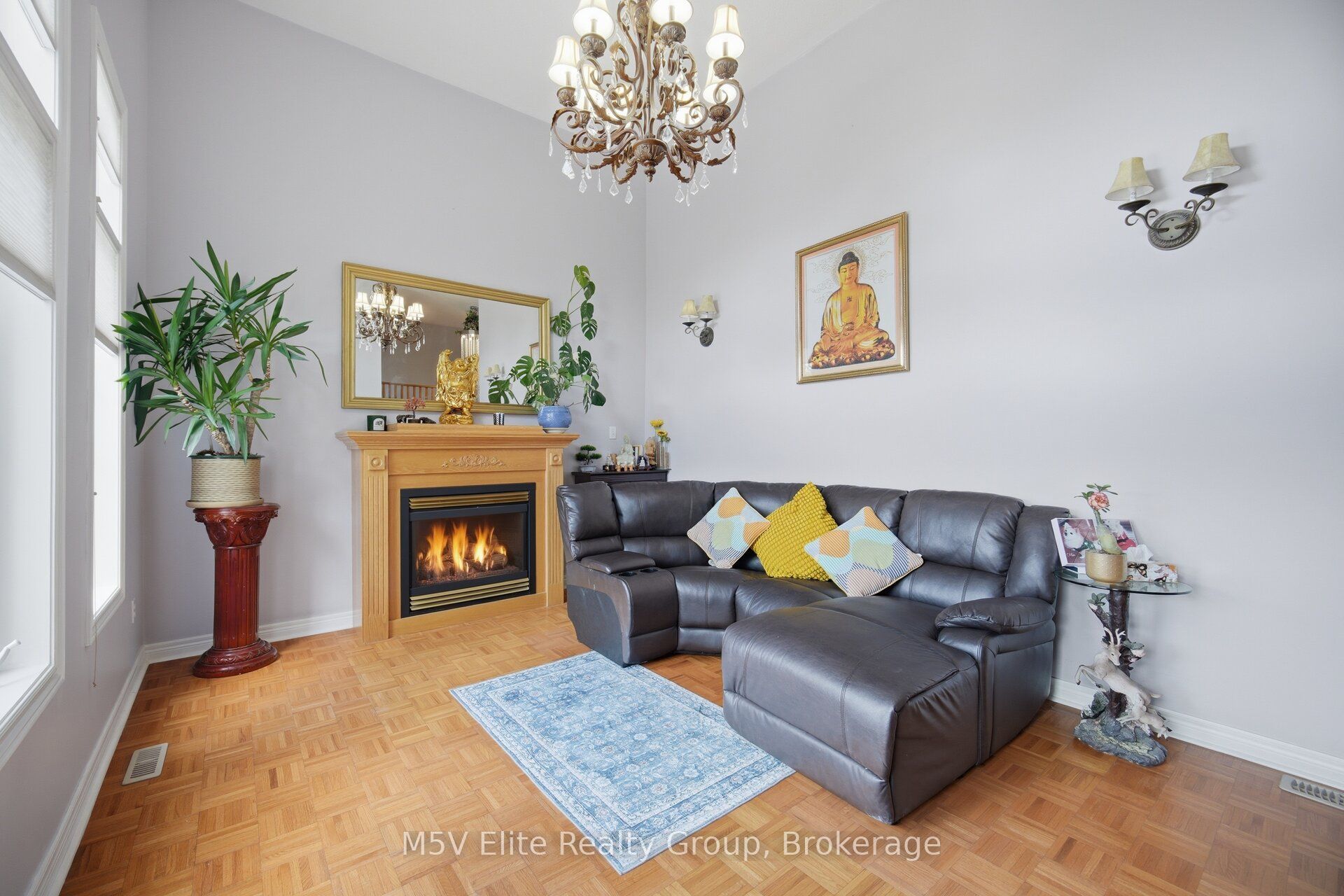 168 Sail Crescent Property Photo 14