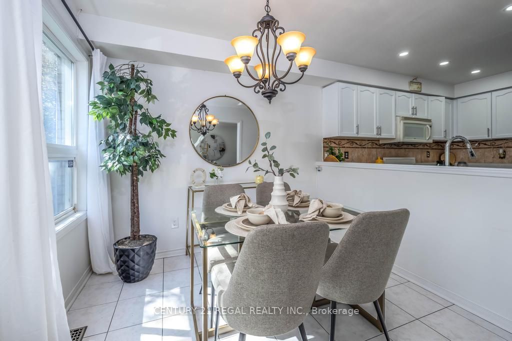 43 Waterton Crescent Property Photo 15