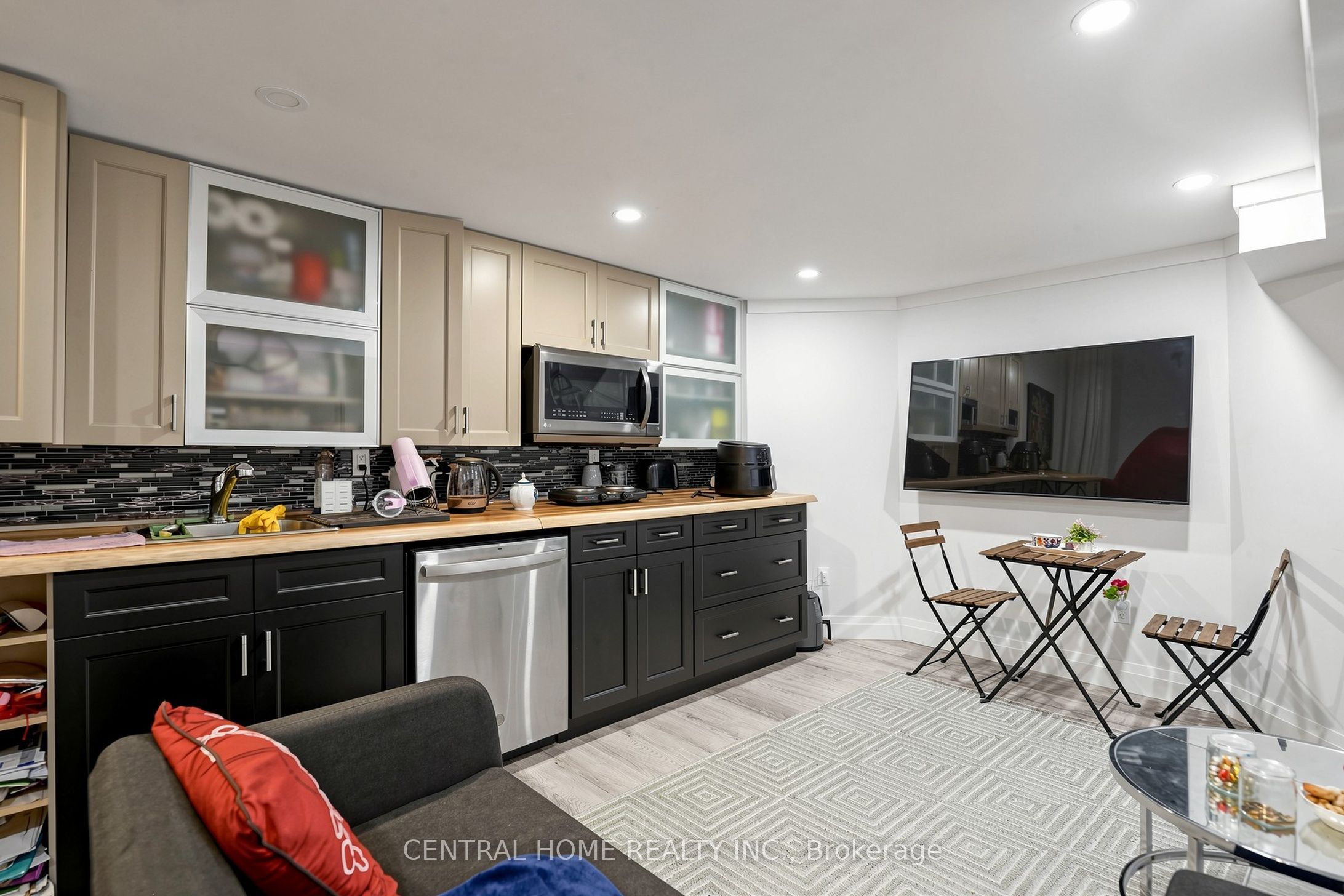 307 Alex Doner Drive Basement Unit 2 Property Photo 10