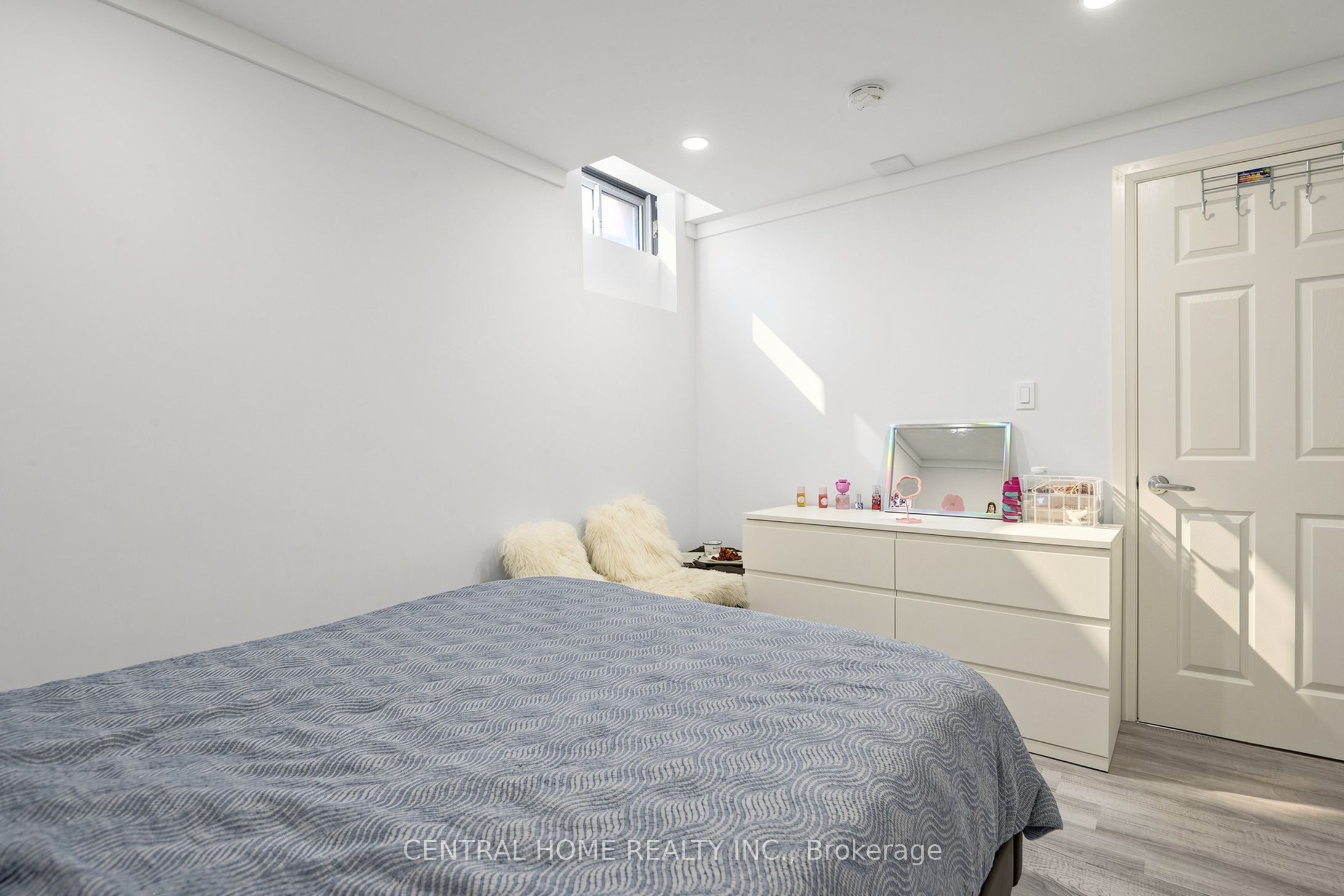 307 Alex Doner Drive Basement Unit 2 Property Photo 13