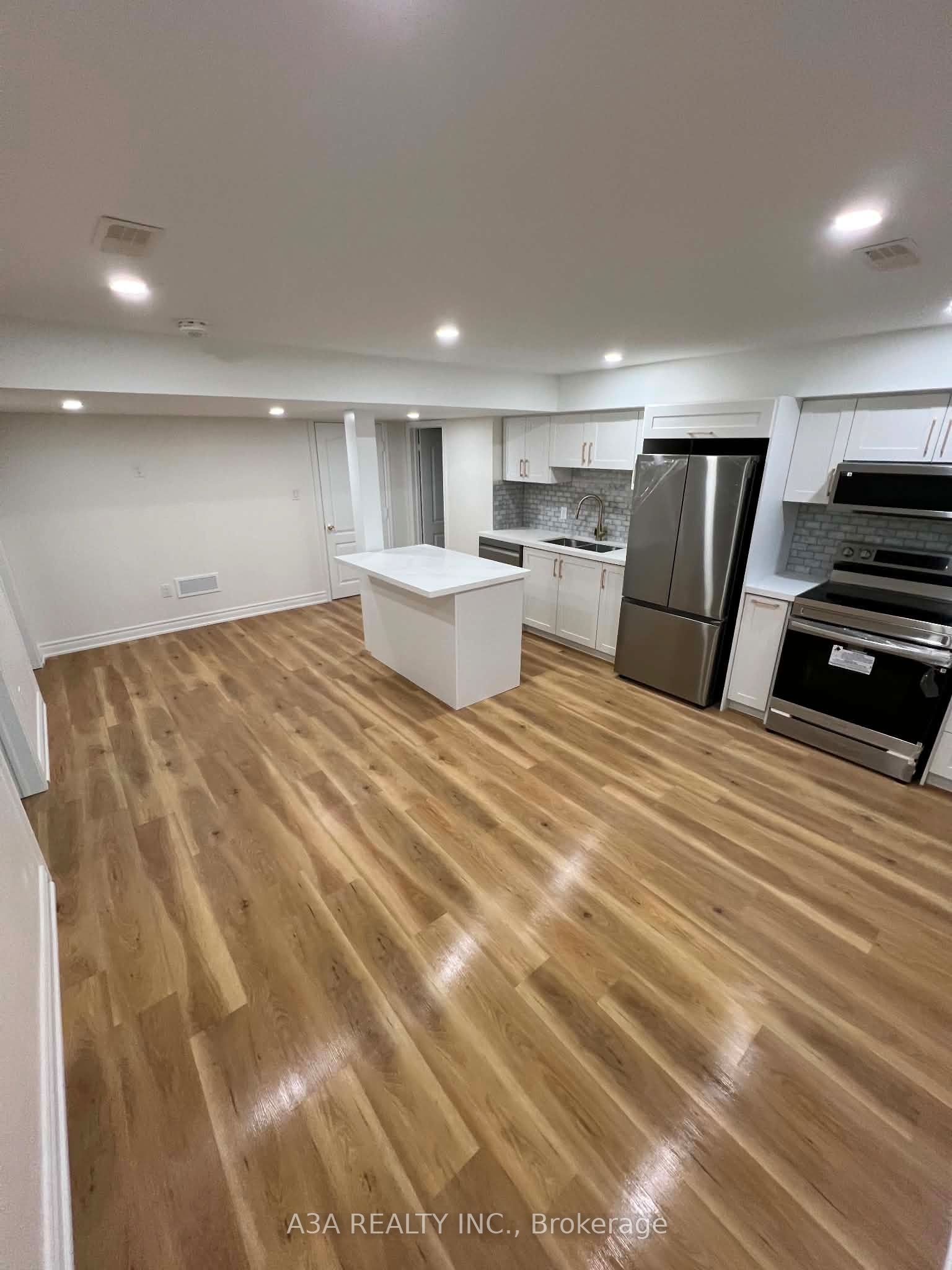 4 Bamburg Street Basement Property Photo 2