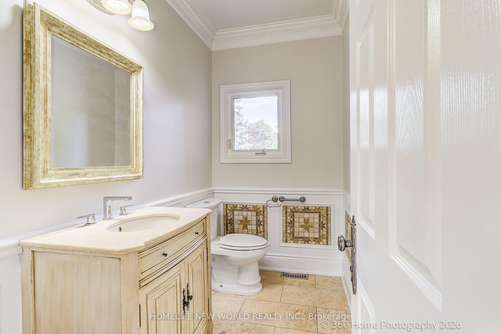 212 Burns Boulevard Property Photo 24