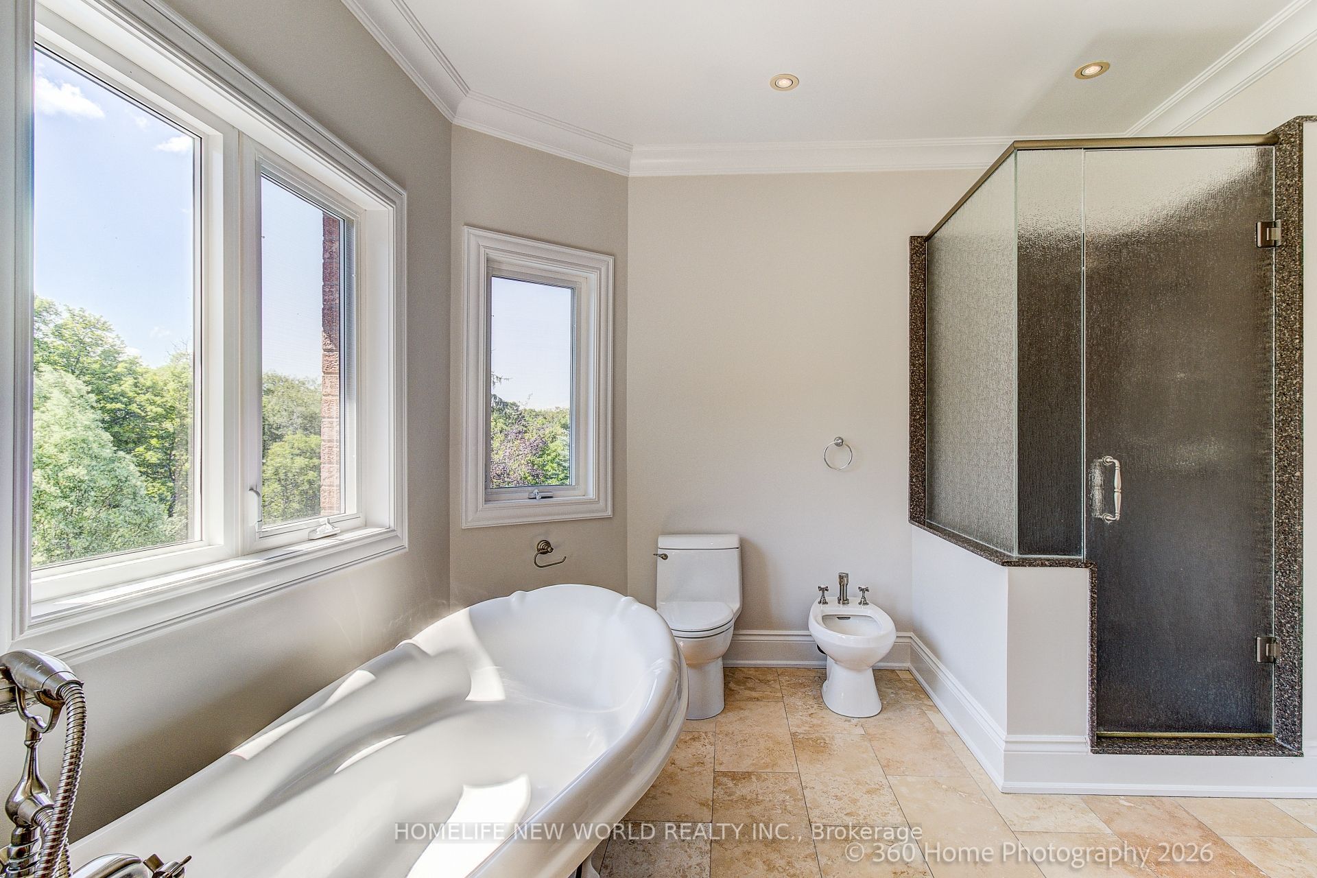 212 Burns Boulevard Property Photo 29