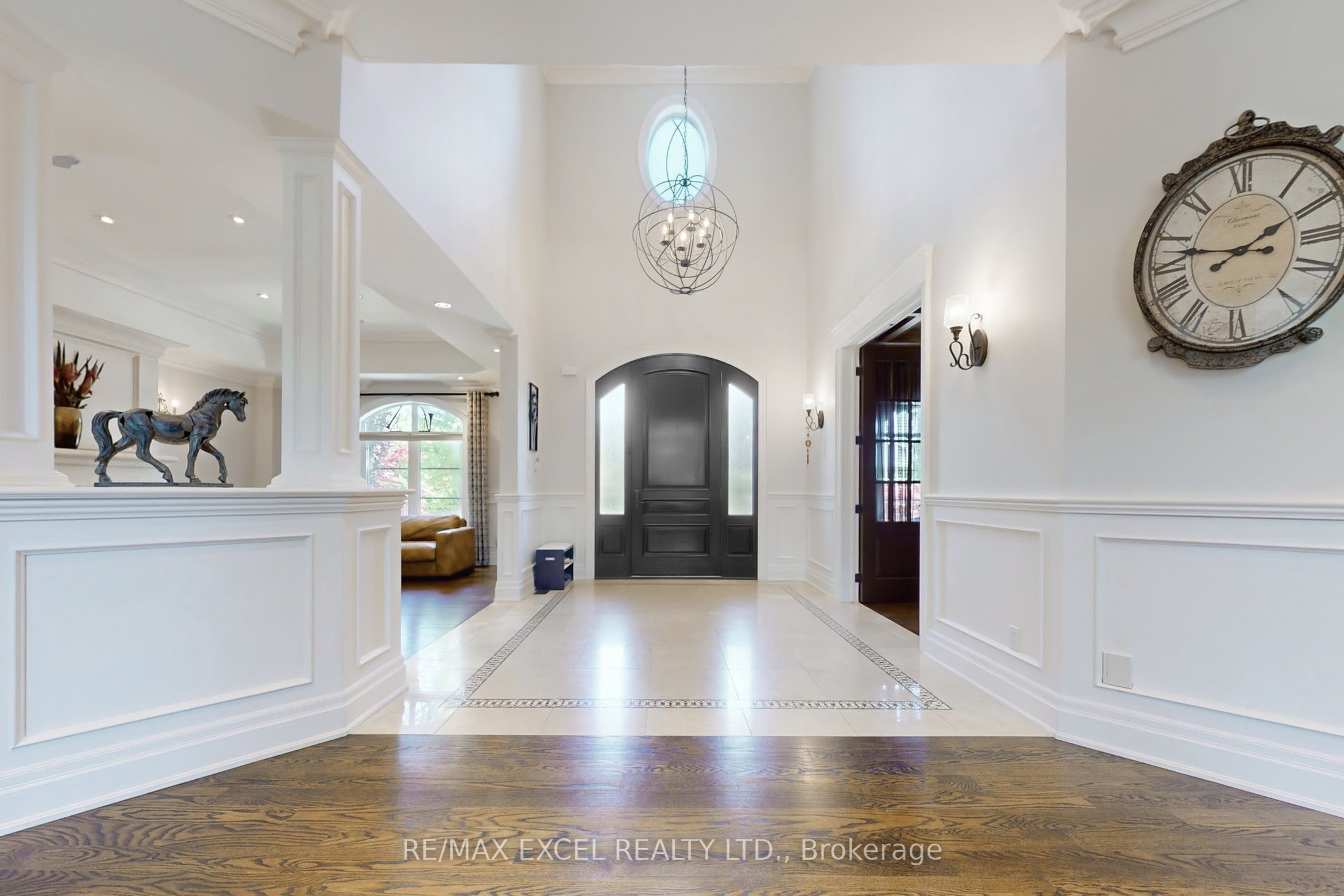 2 Beau Court Property Photo 3