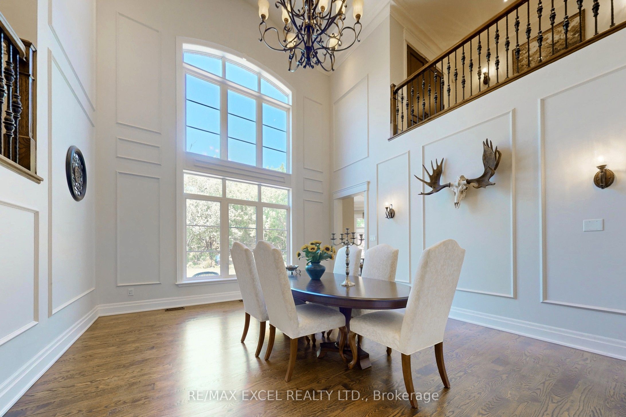 2 Beau Court Property Photo 4