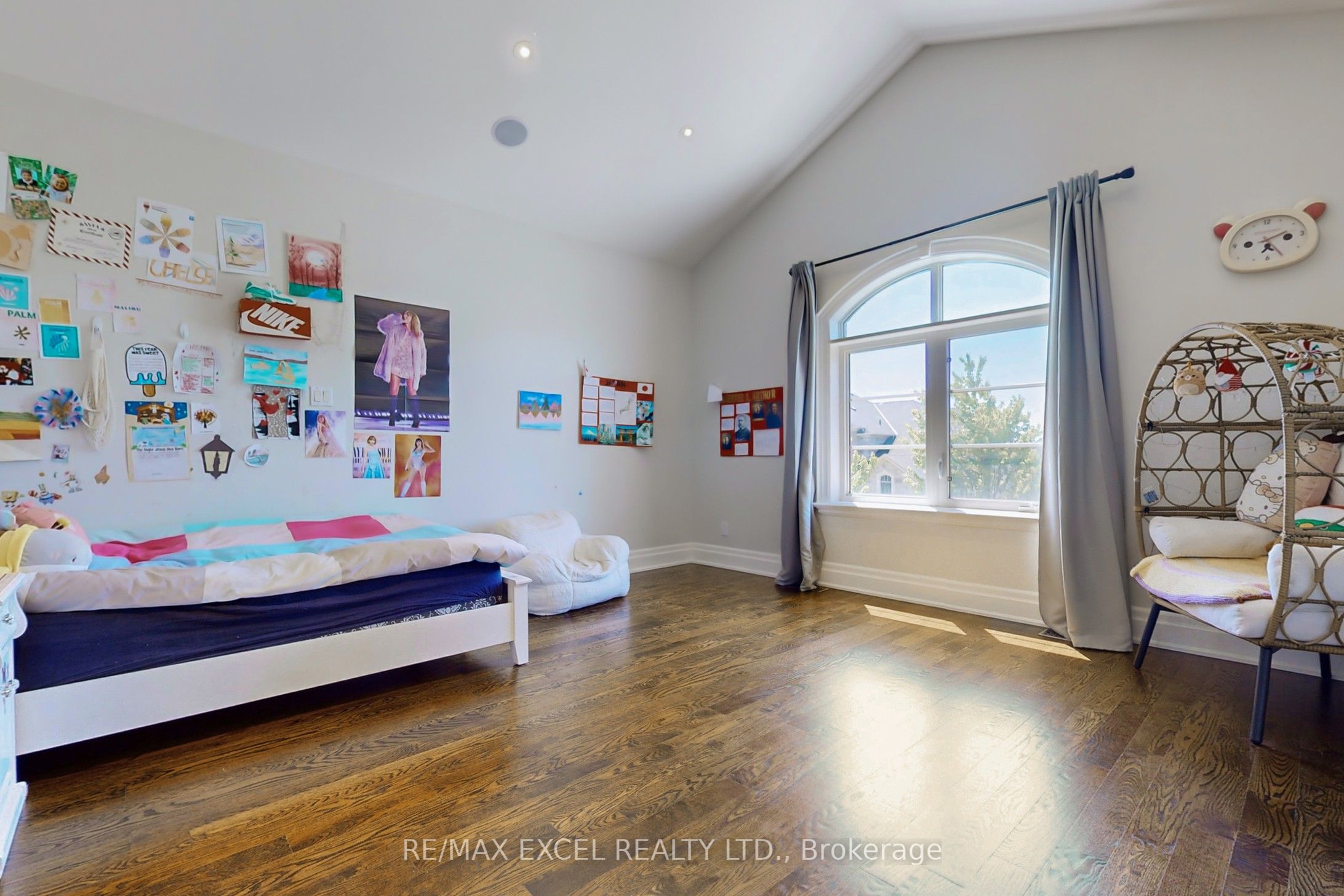 2 Beau Court Property Photo 22