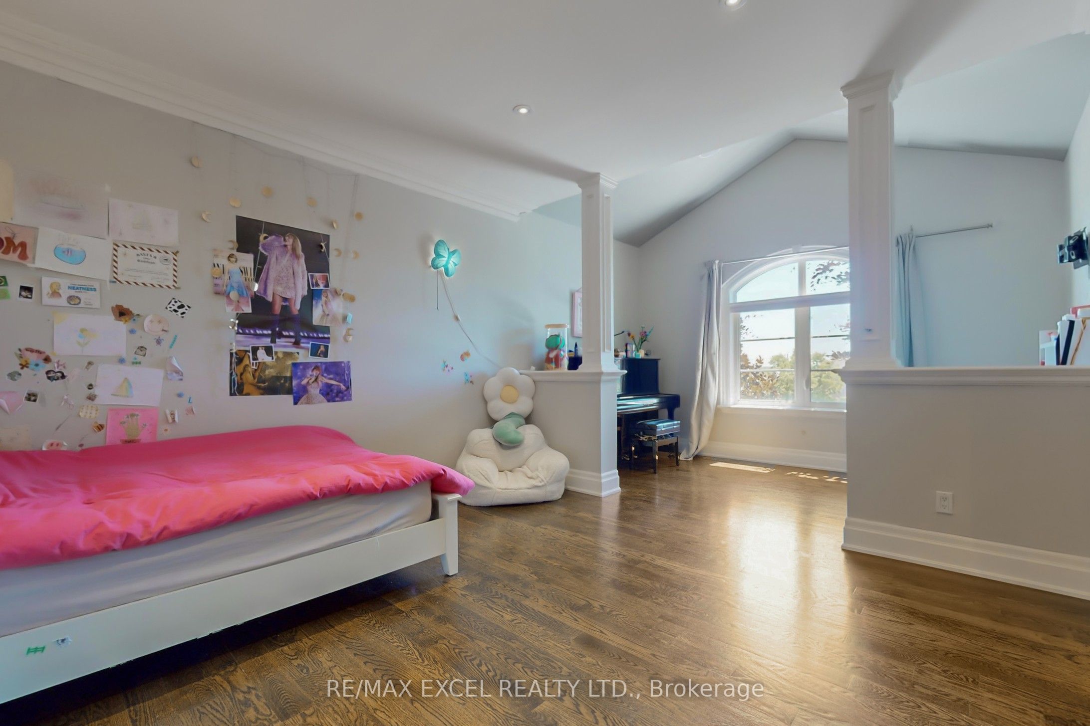 2 Beau Court Property Photo 23