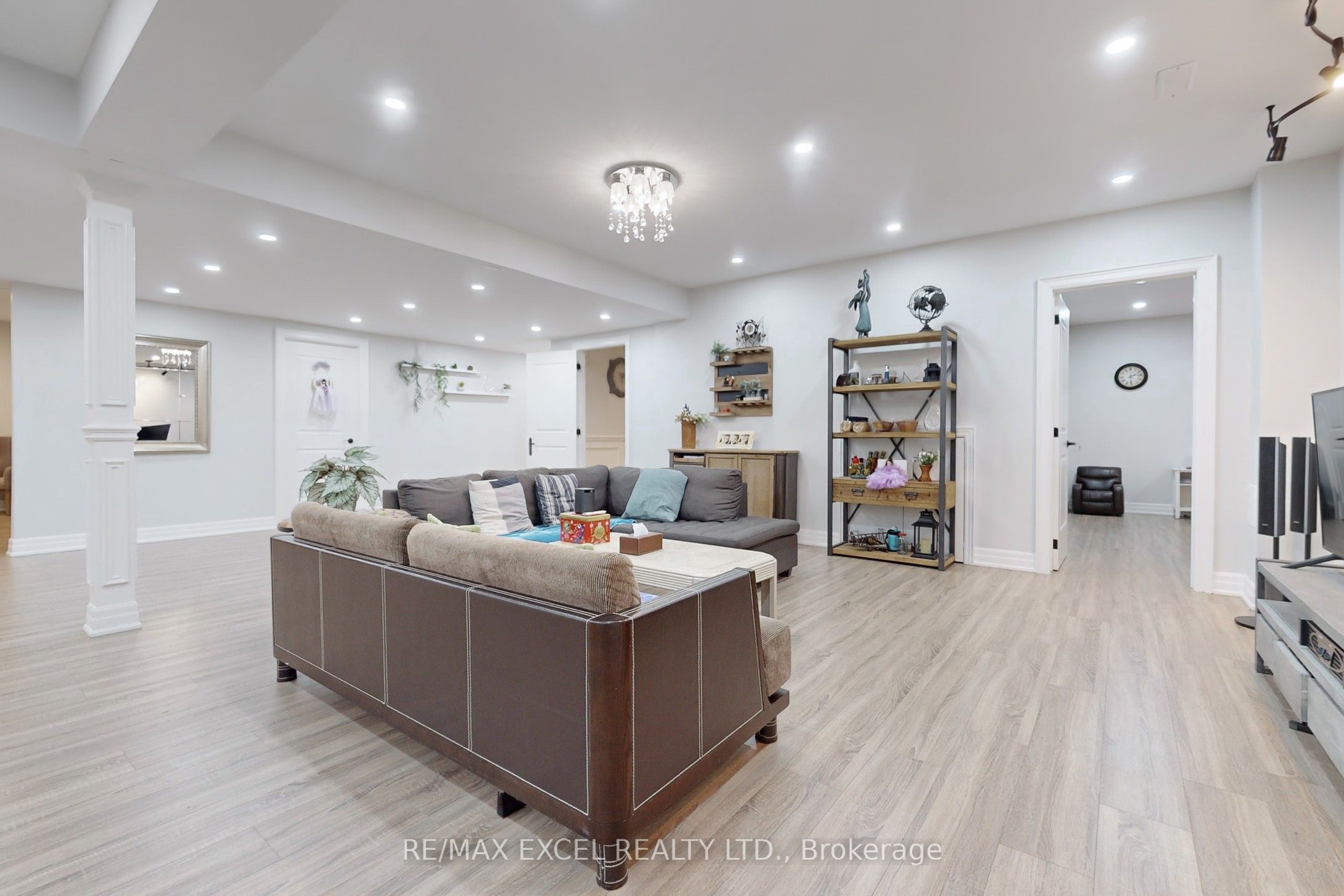 2 Beau Court Property Photo 27