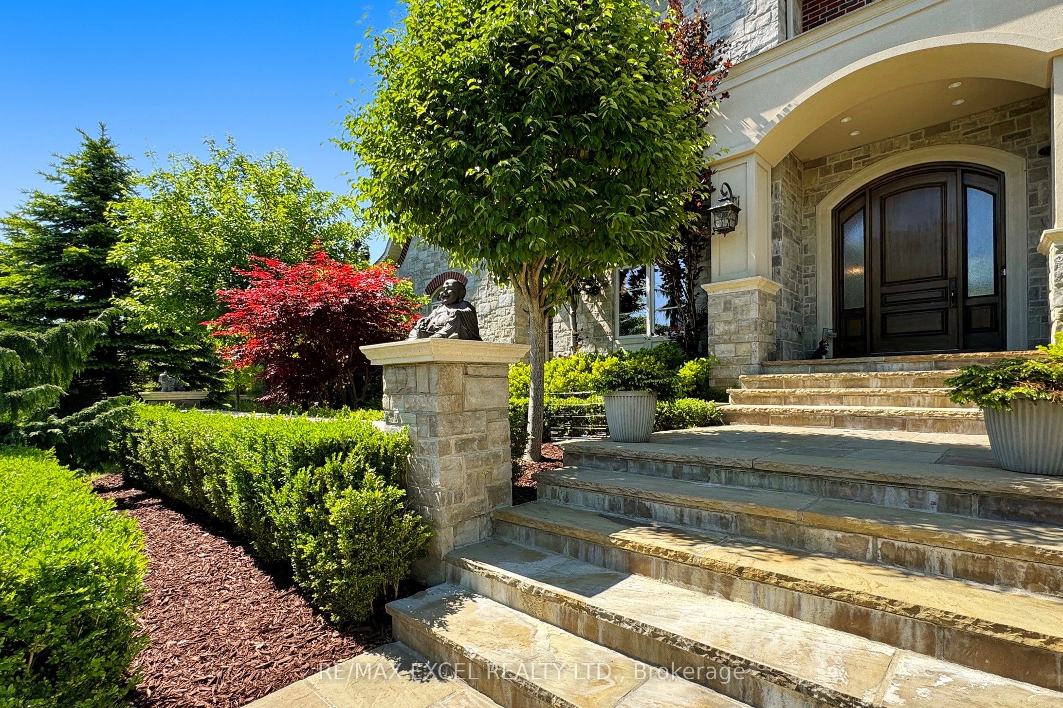 2 Beau Court Property Photo 37