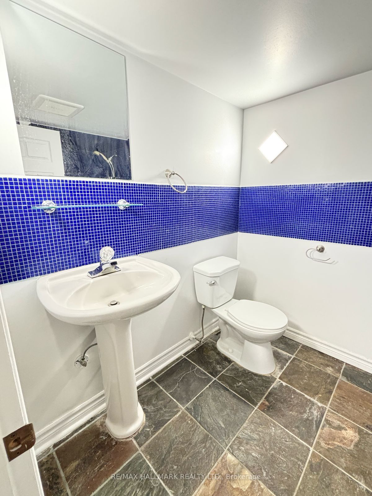 410 Clearmeadow Boulevard Property Photo 13