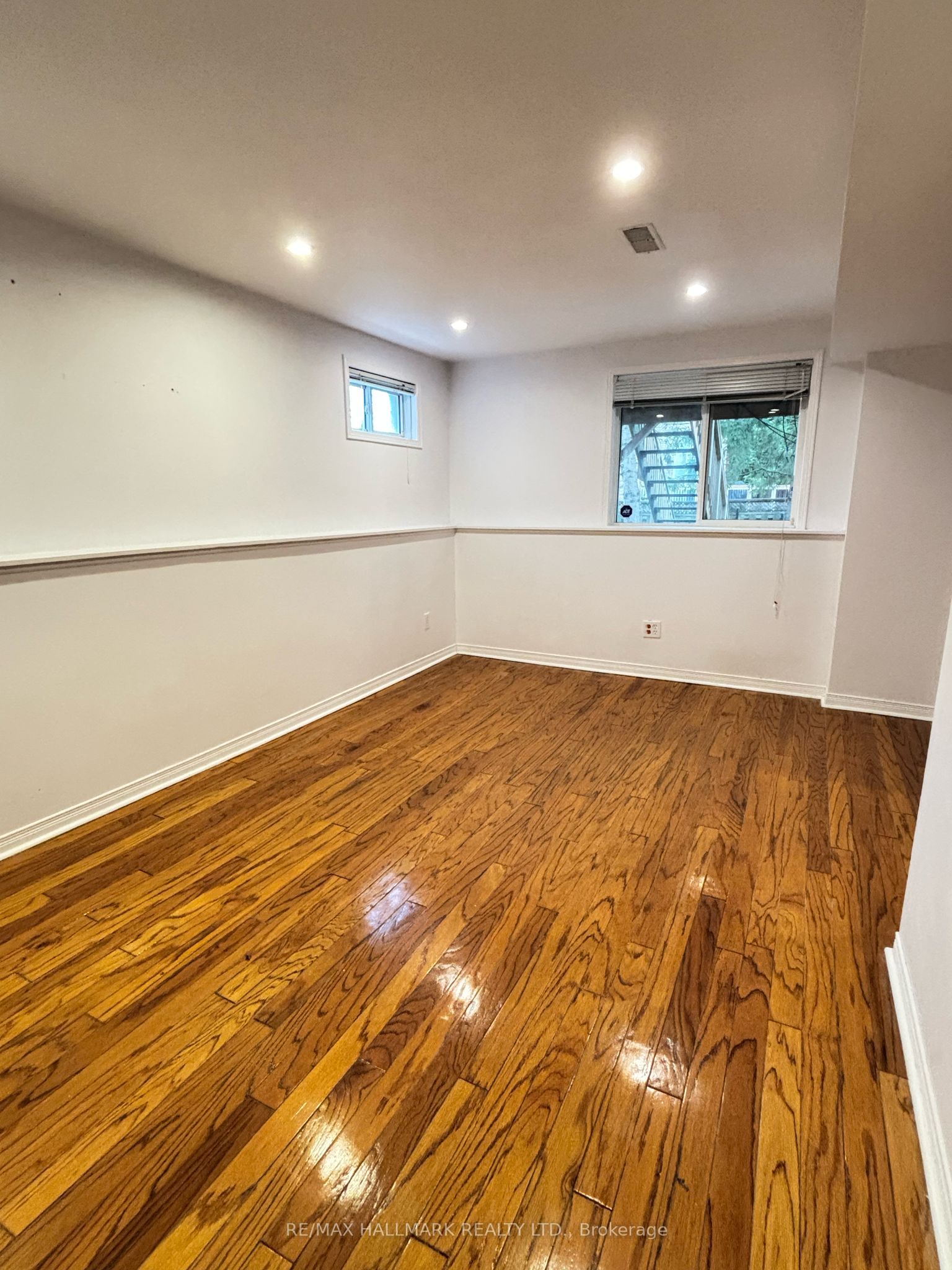 410 Clearmeadow Boulevard Property Photo 16