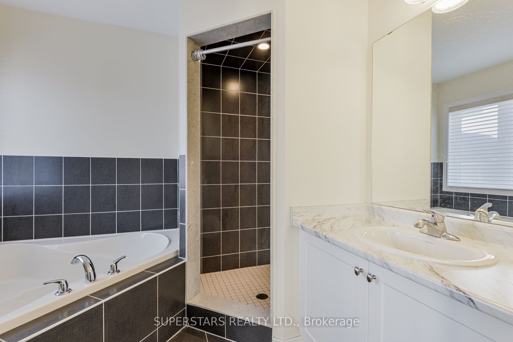 3 Wermoth Court Property Photo 25