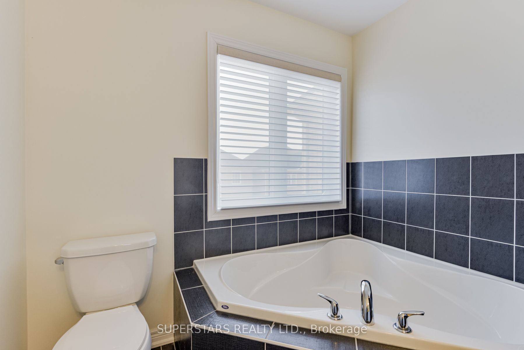 3 Wermoth Court Property Photo 26