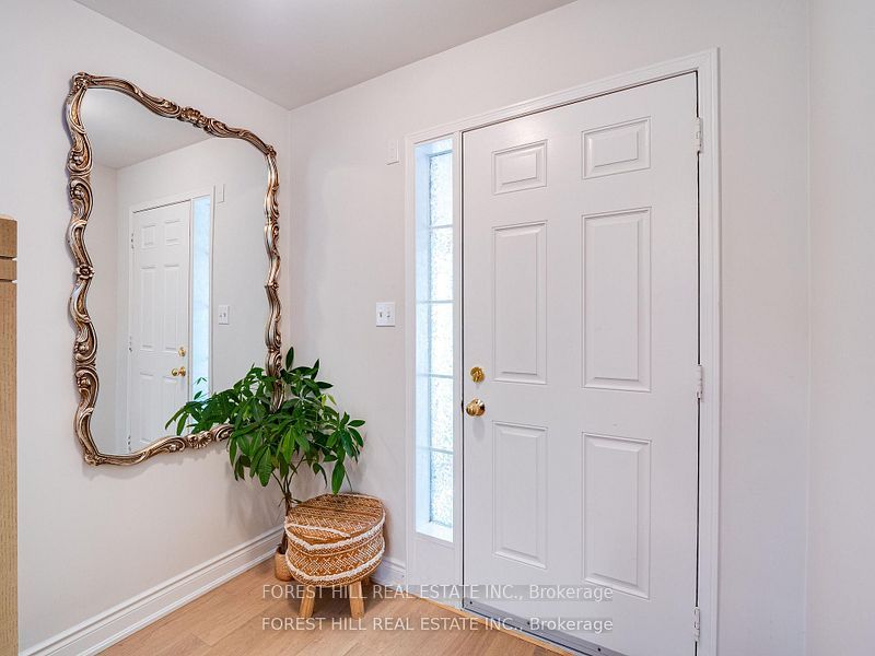 70 Shoniker Drive Property Photo 4
