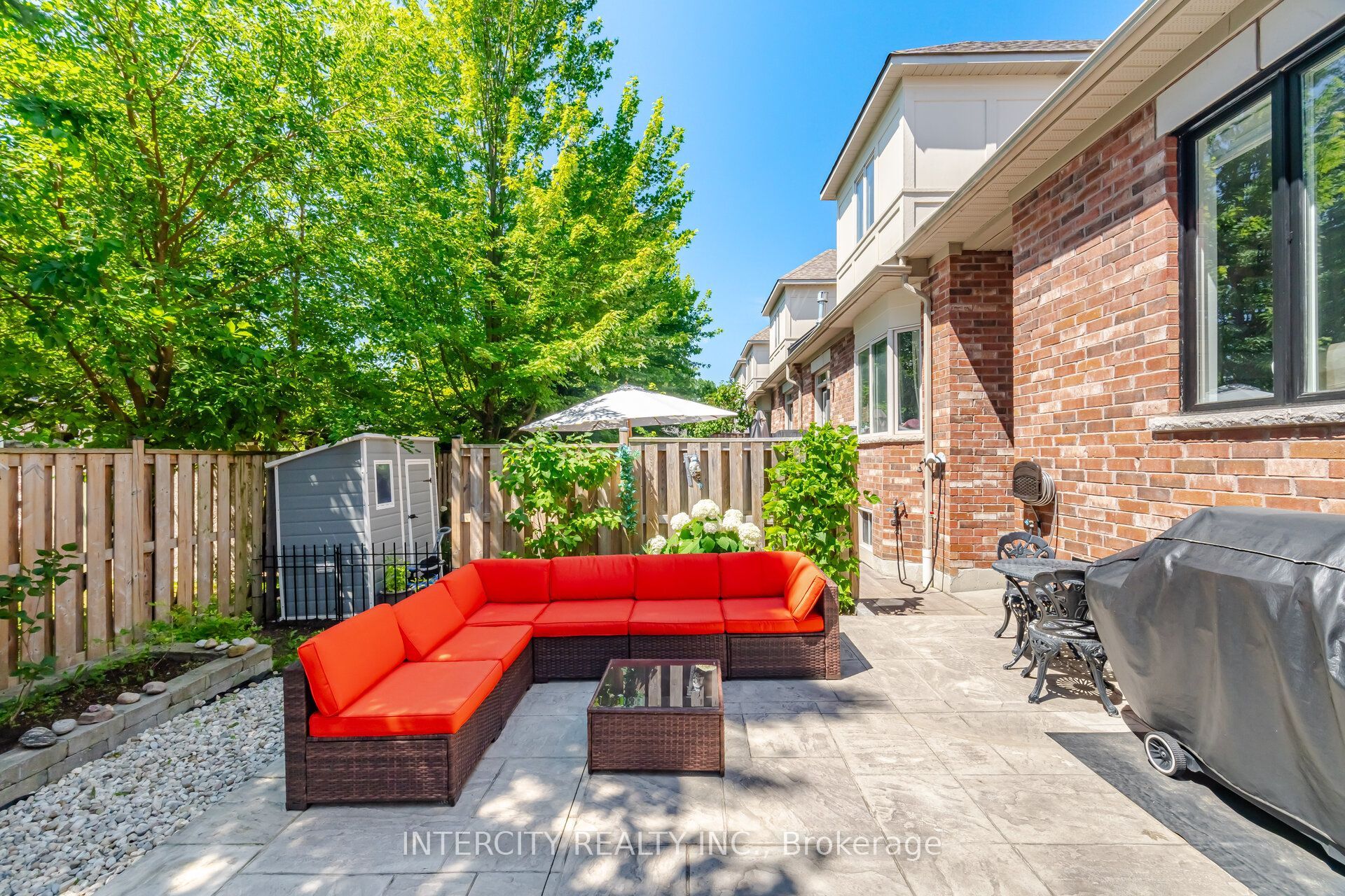 4 Petersen Place Property Photo 36