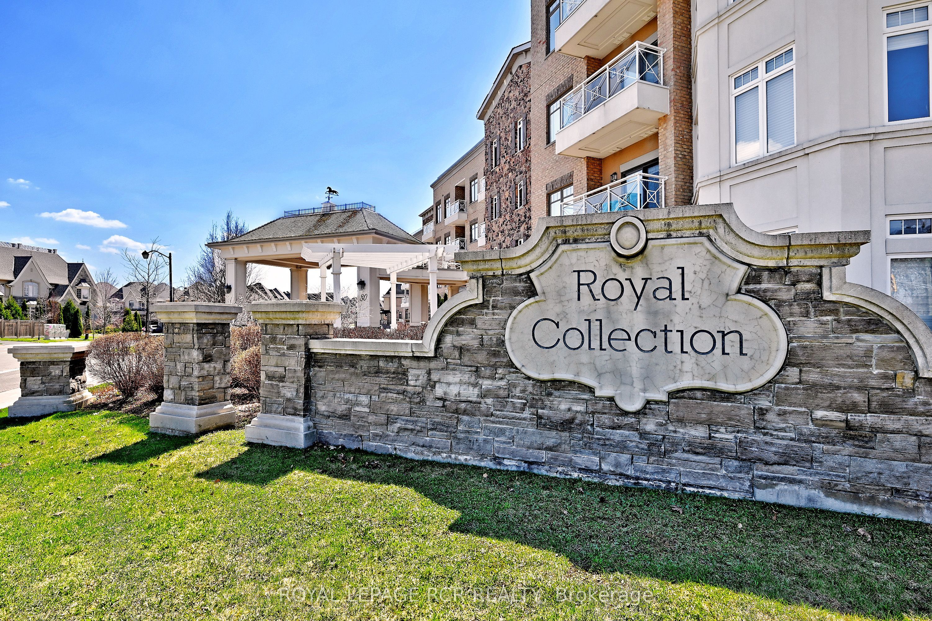 80 Burns Boulevard 416