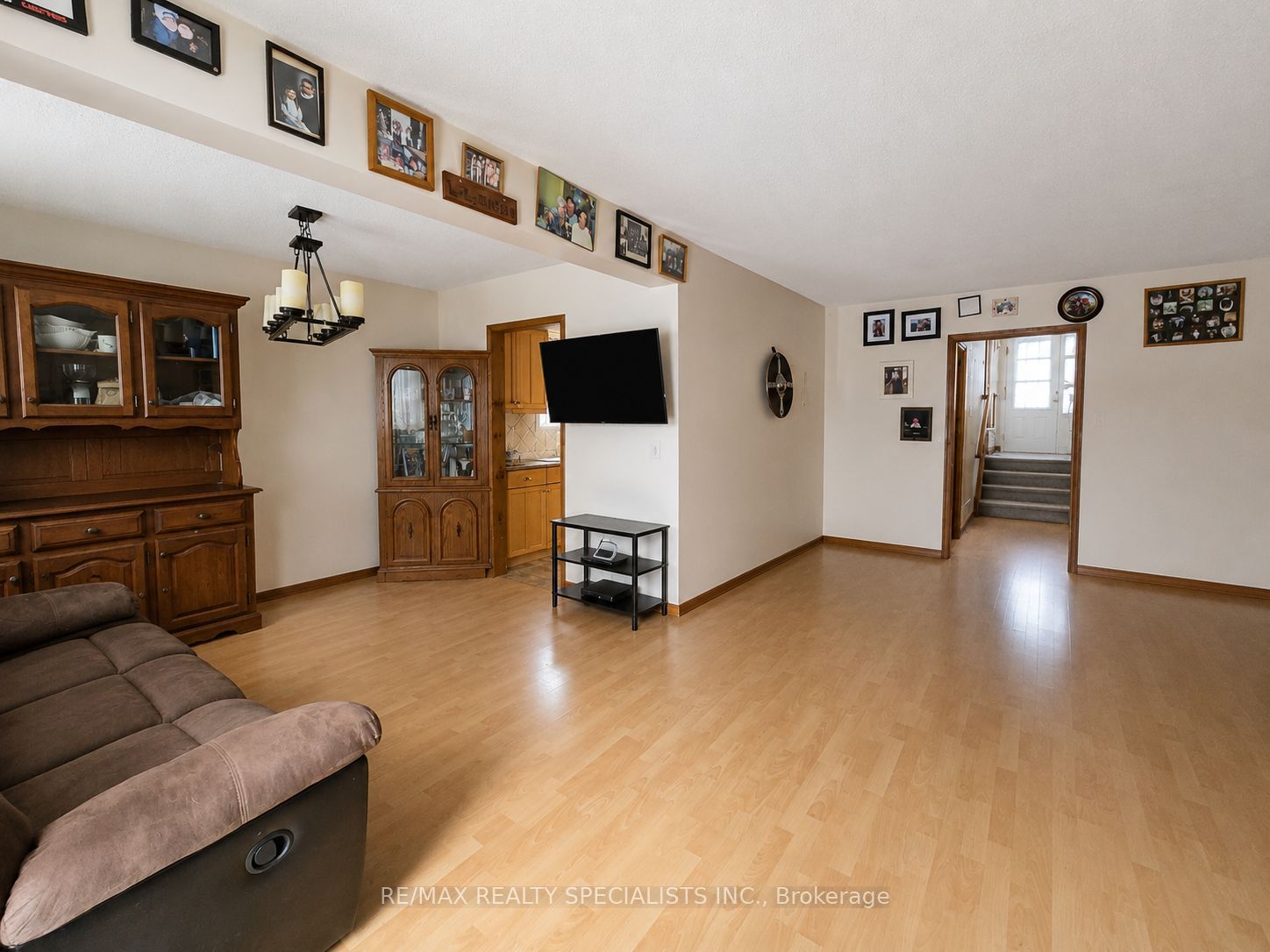 24 Stewart Avenue Property Photo 4