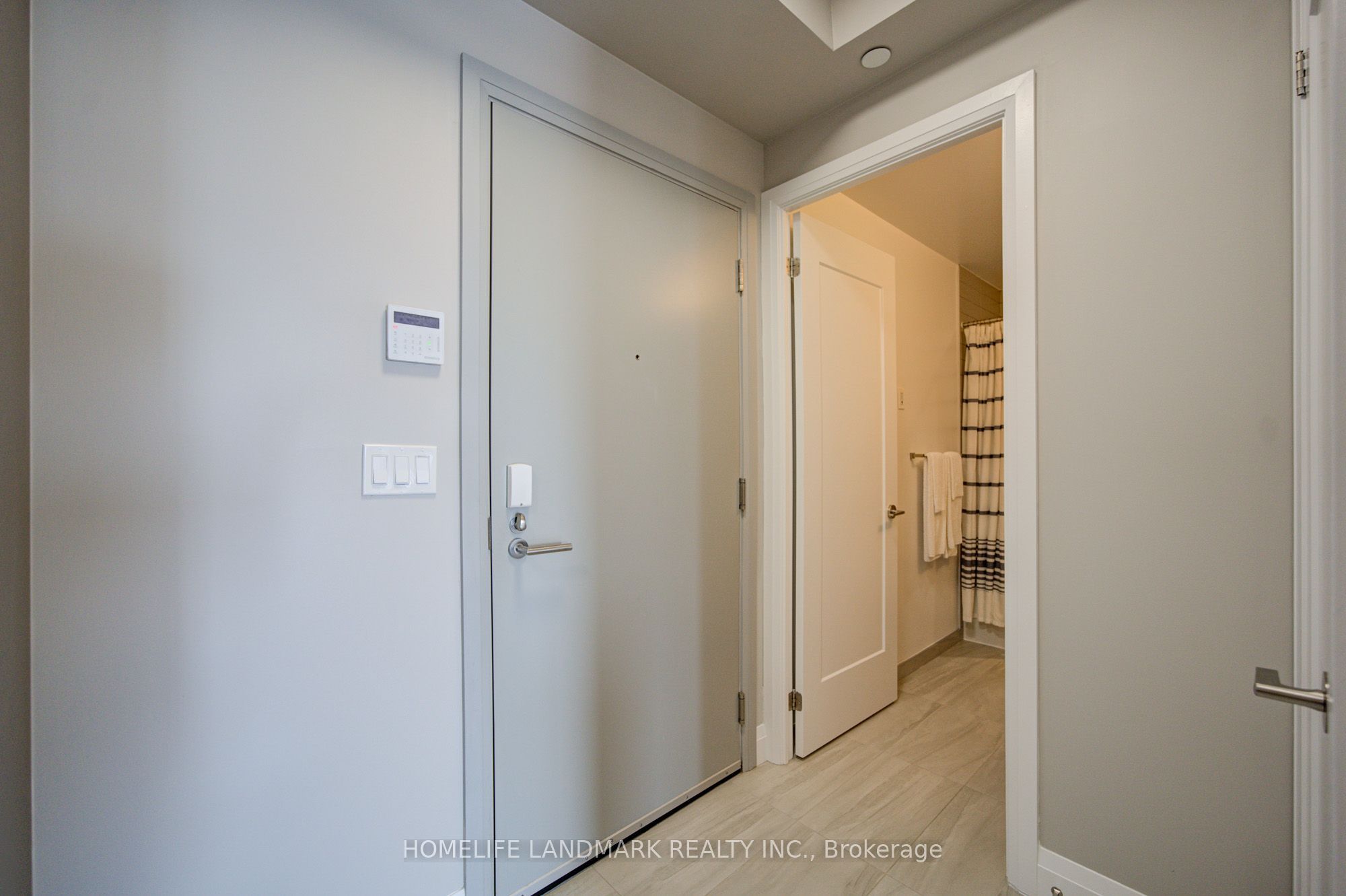 398 Highway 7 E 805 Property Photo 5
