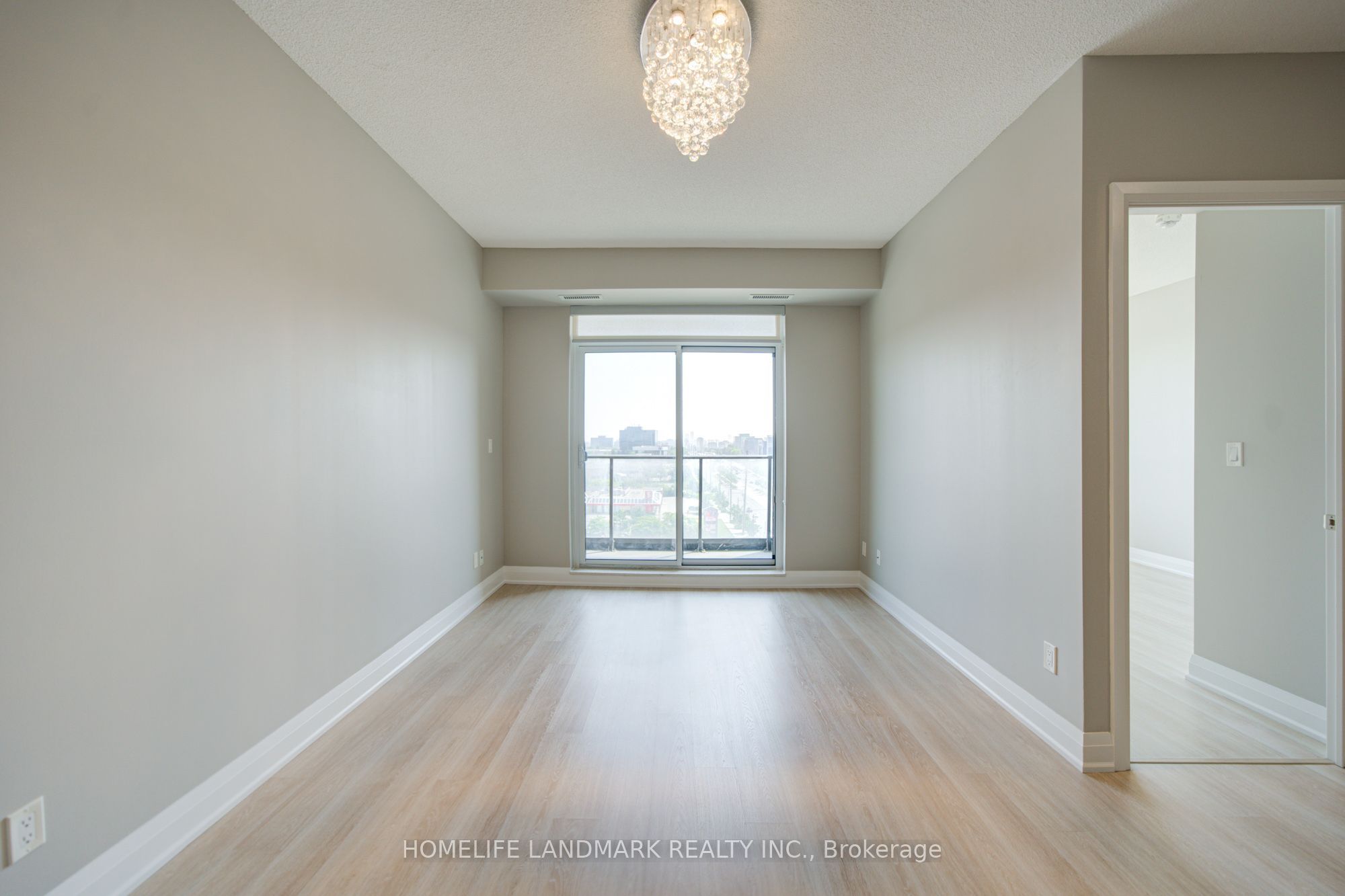 398 Highway 7 E 805 Property Photo 15