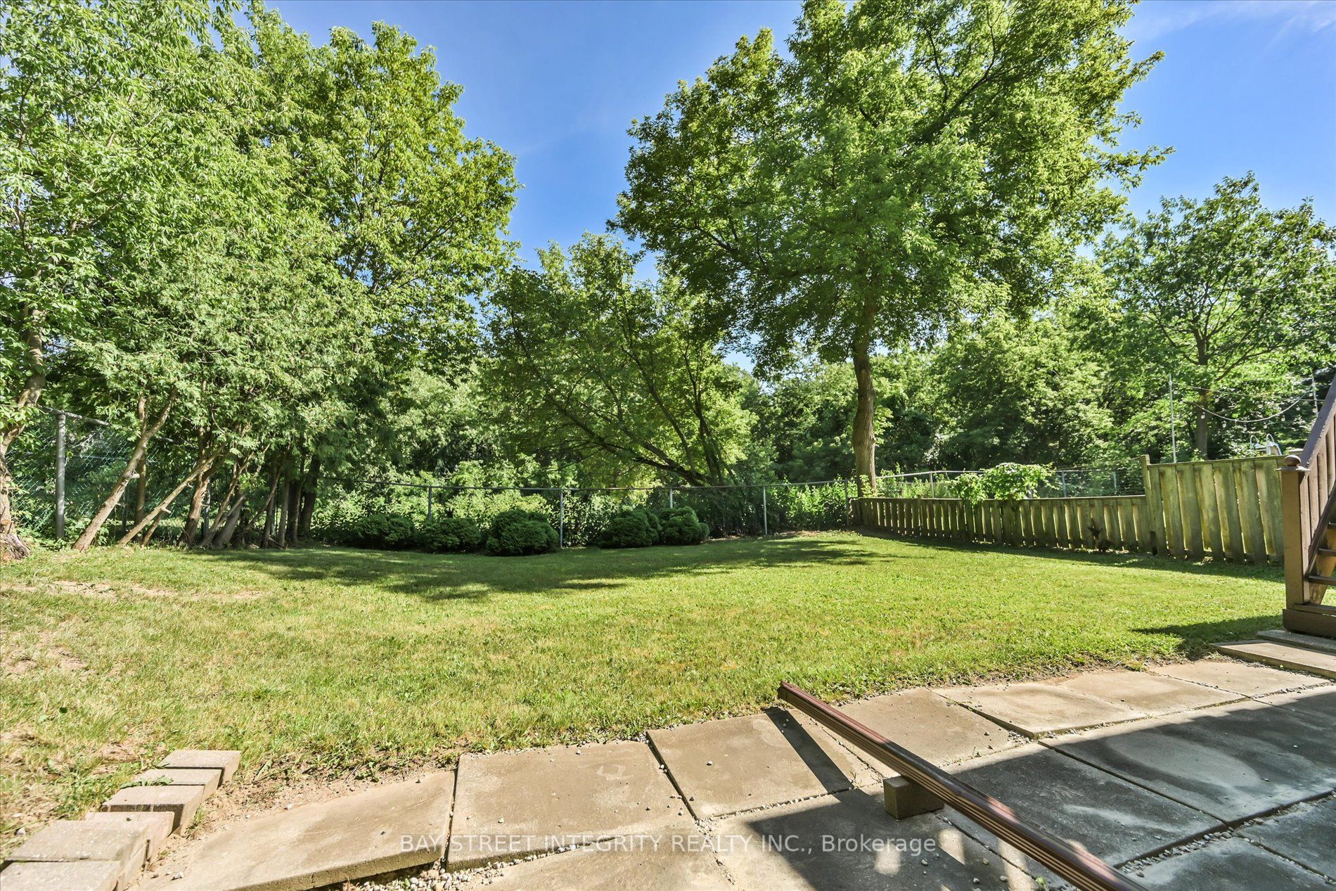 151 Old Surrey Lane Property Photo 43