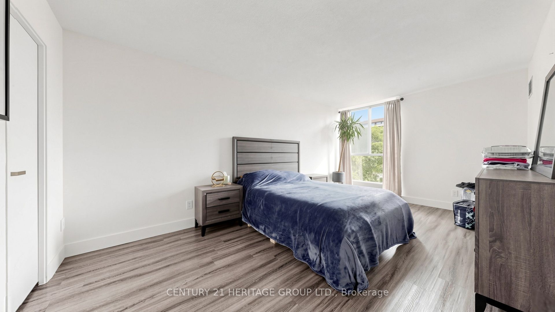 40 Baif Boulevard 406 Property Photo 25