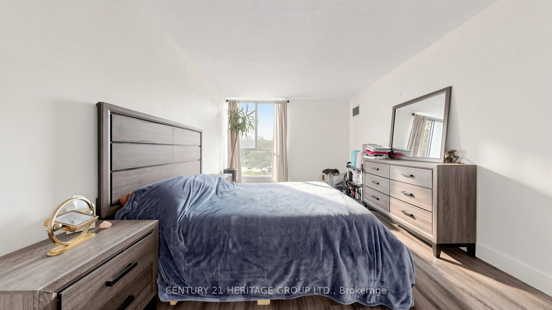 40 Baif Boulevard 406 Property Photo 26