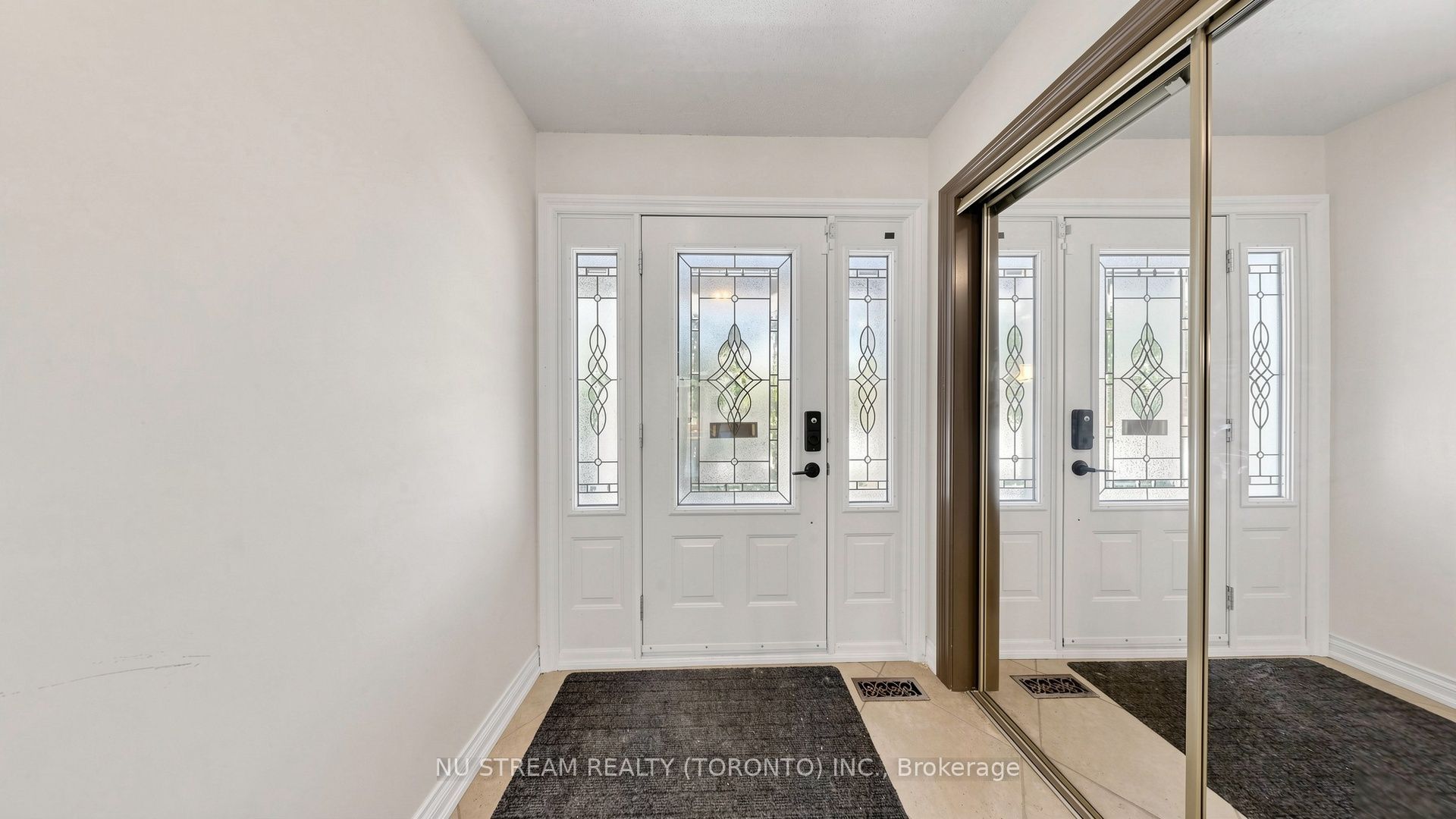 20 Blackforest Drive Property Photo 6