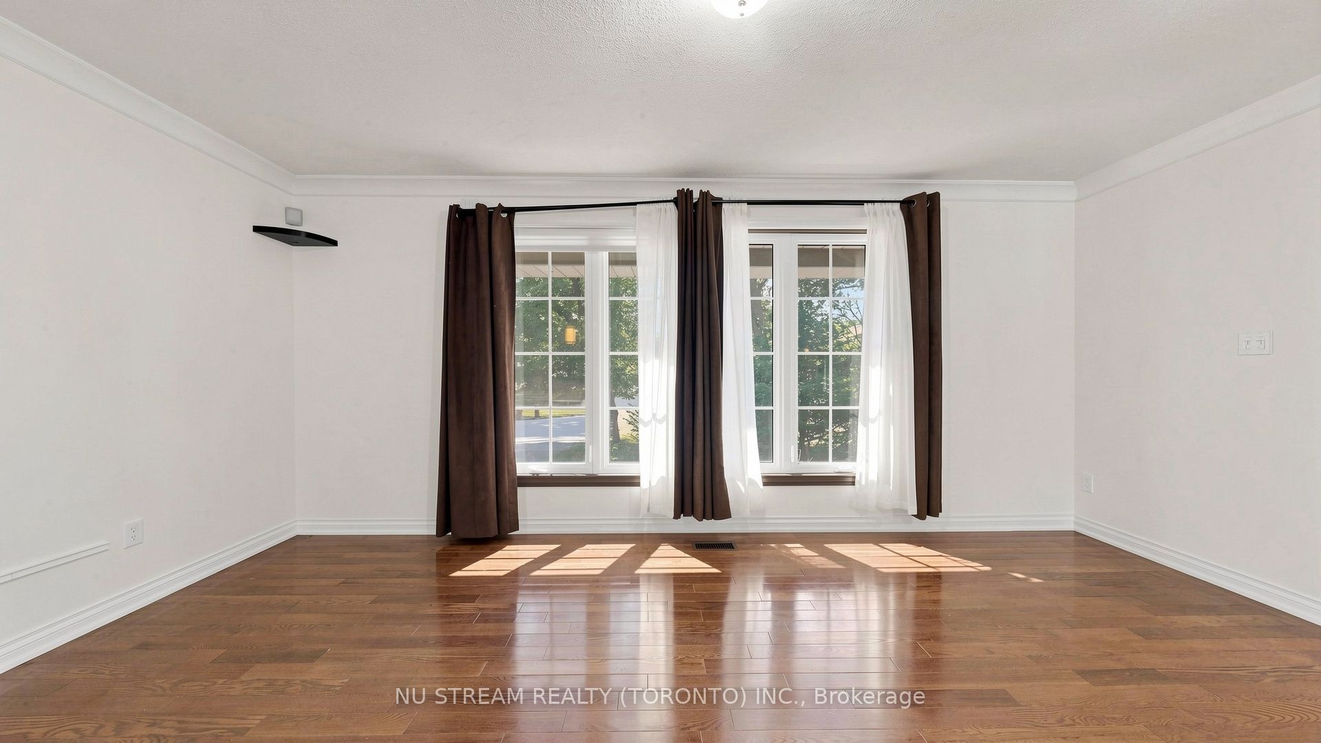 20 Blackforest Drive Property Photo 7