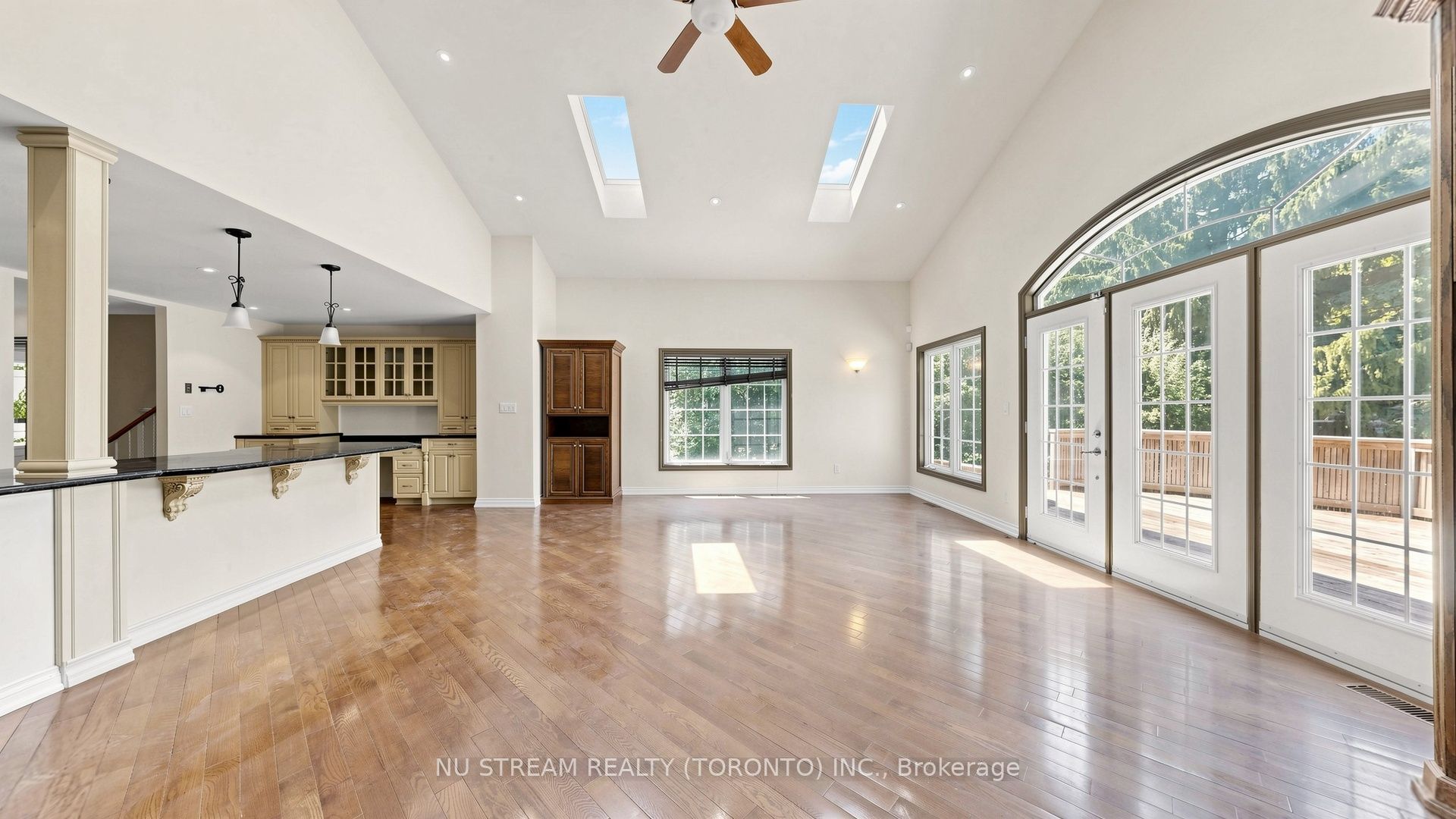 20 Blackforest Drive Property Photo 9