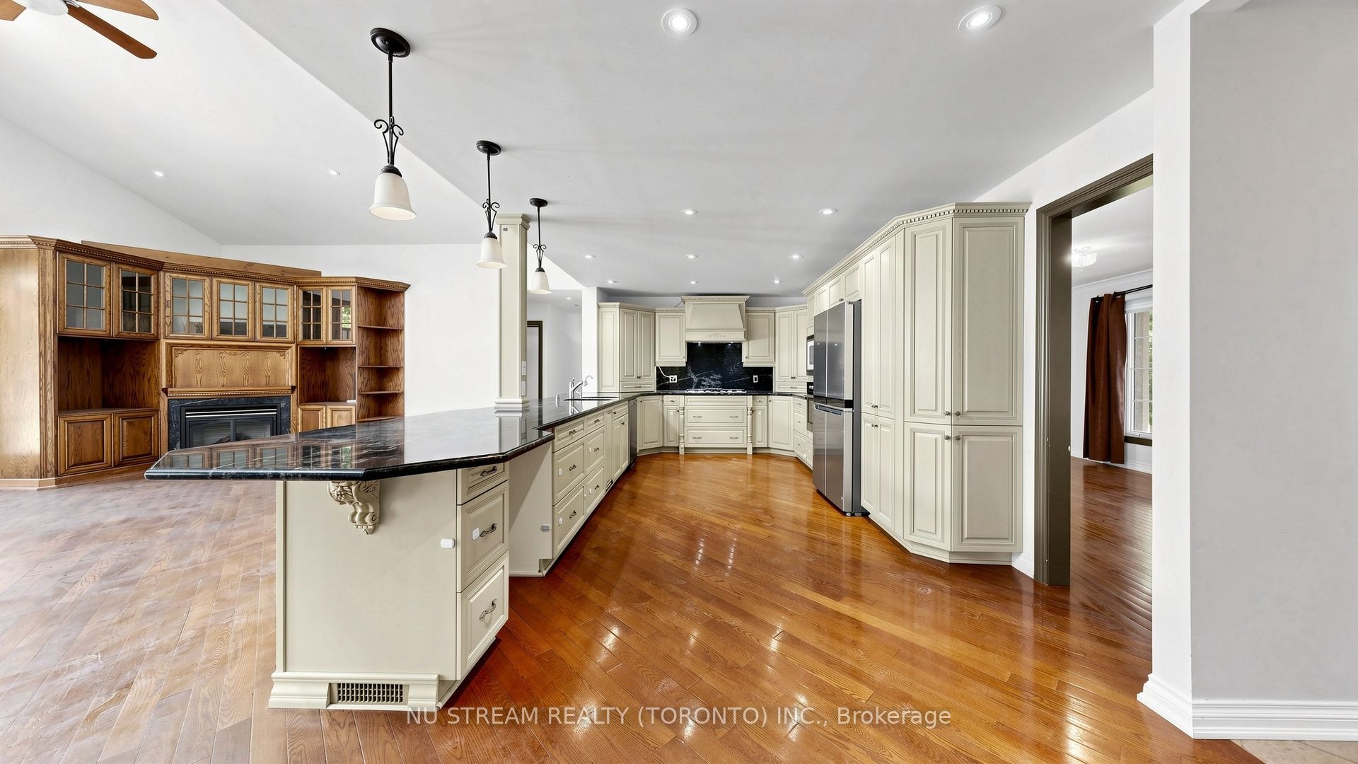 20 Blackforest Drive Property Photo 11