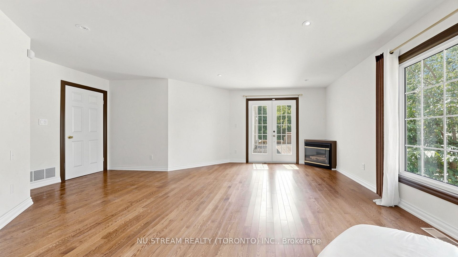 20 Blackforest Drive Property Photo 12