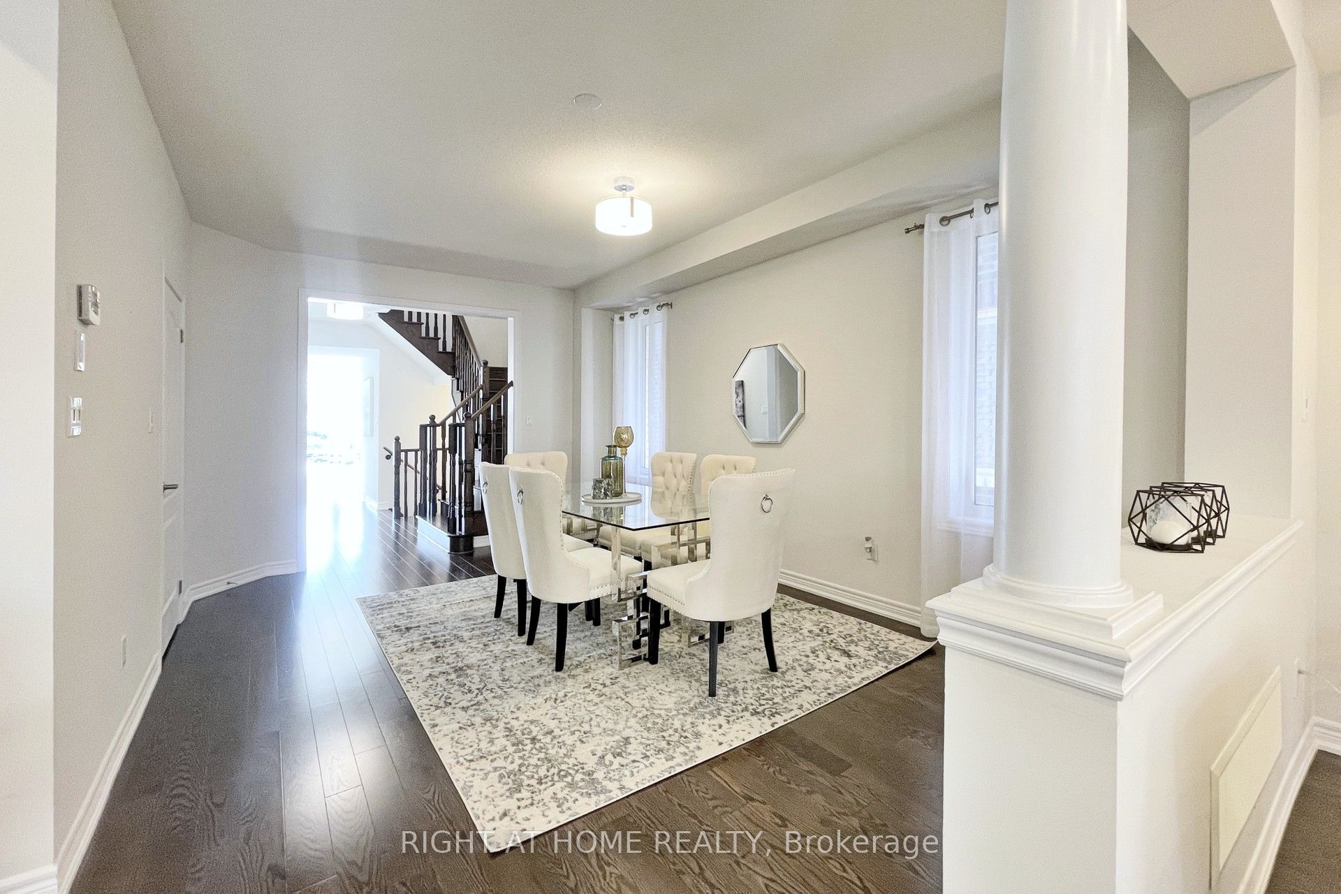60 Falconridge Terrace Property Photo 6