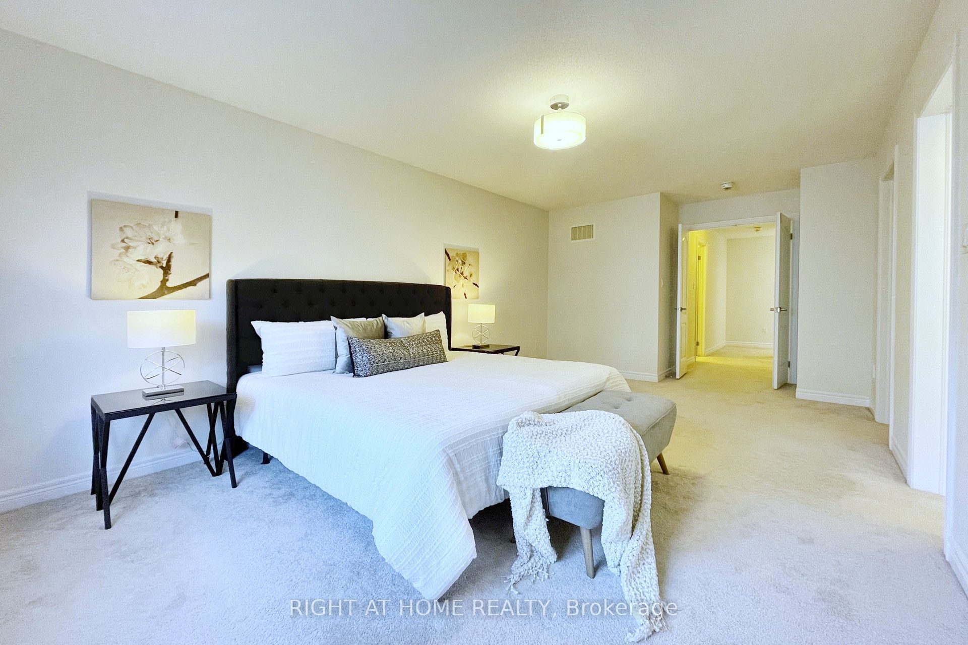 60 Falconridge Terrace Property Photo 17