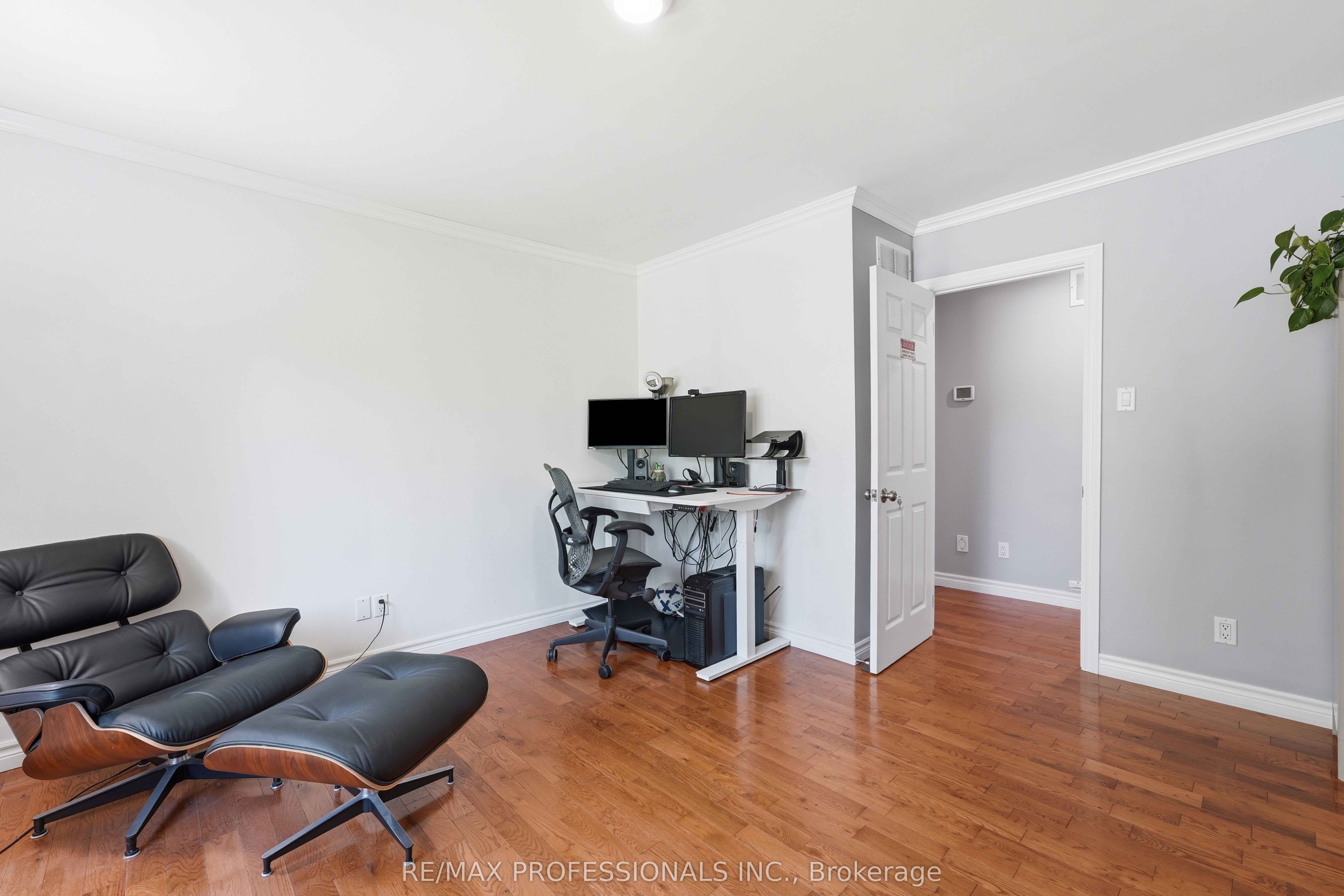 101 Maple Avenue Property Photo 22
