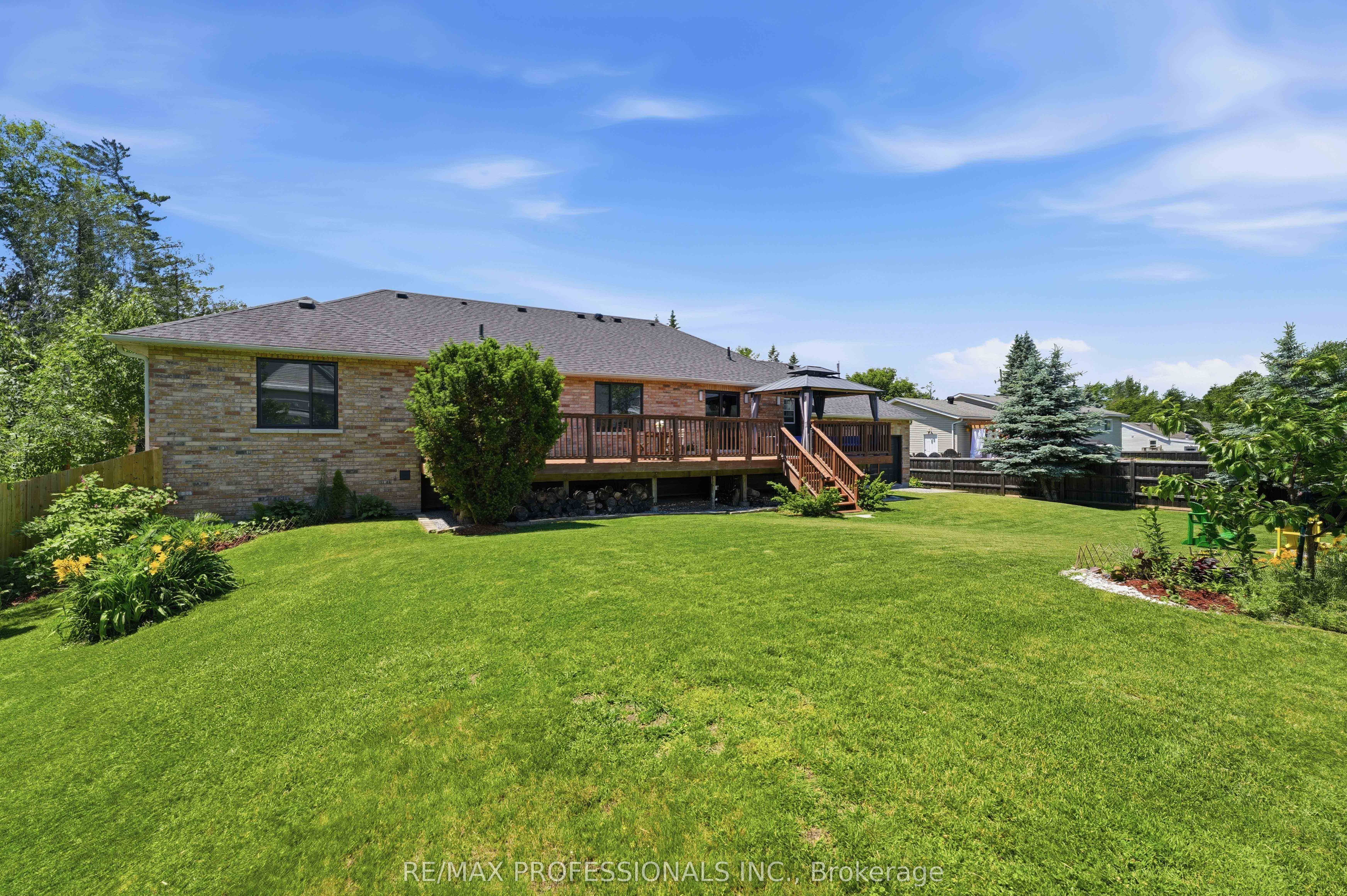 101 Maple Avenue Property Photo 43