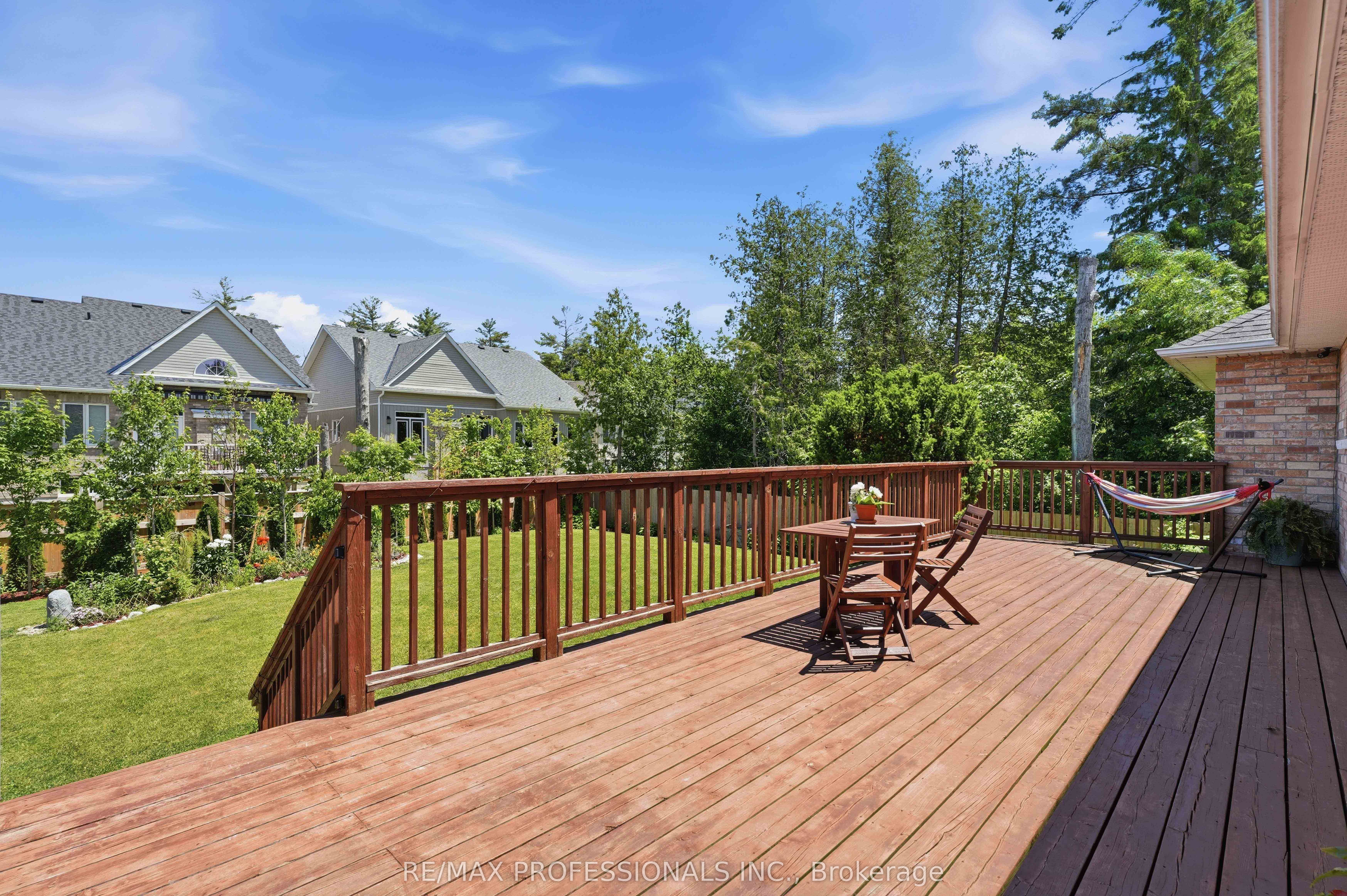 101 Maple Avenue Property Photo 45