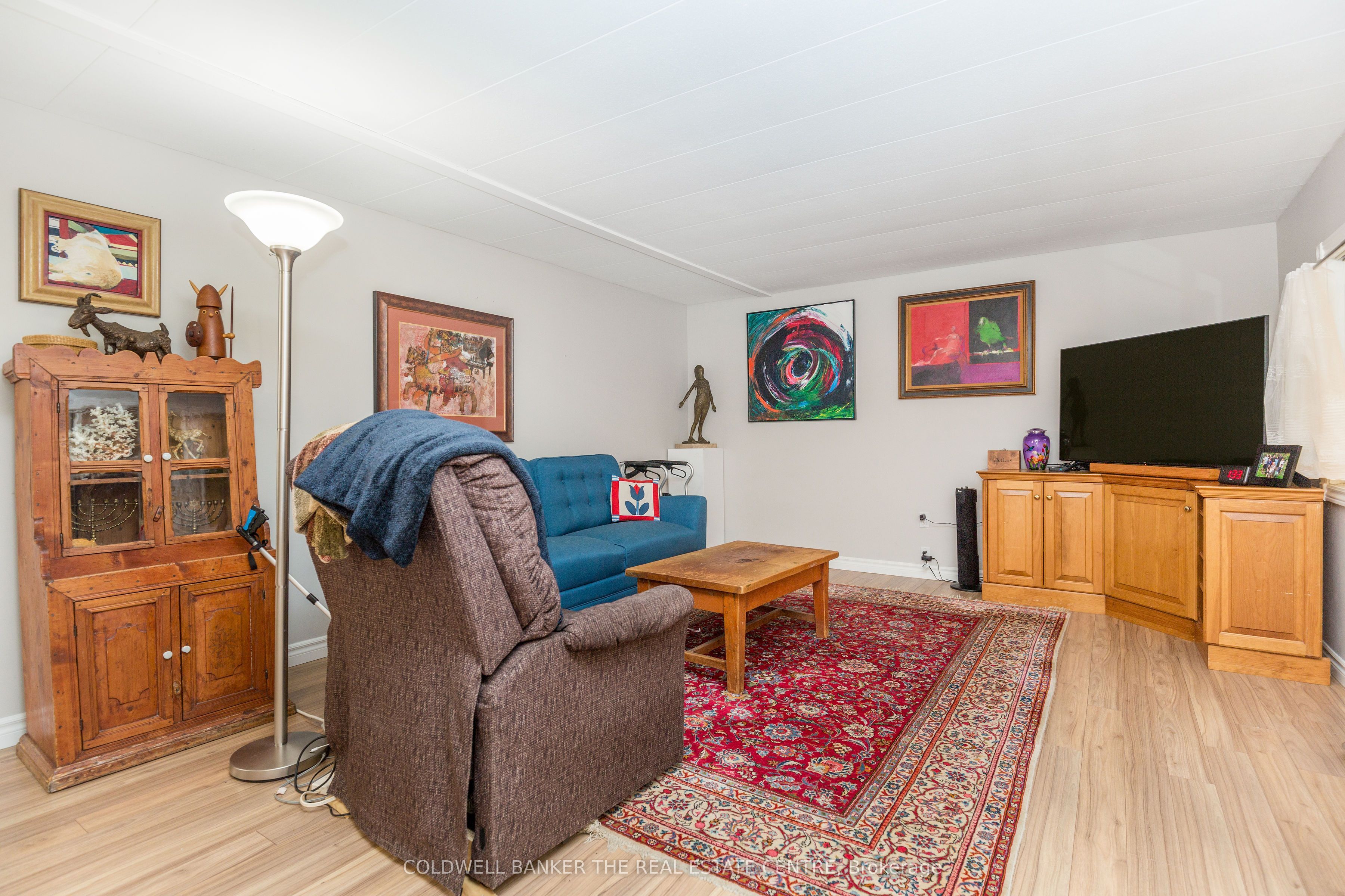9 Hawthorne Drive Property Photo 3