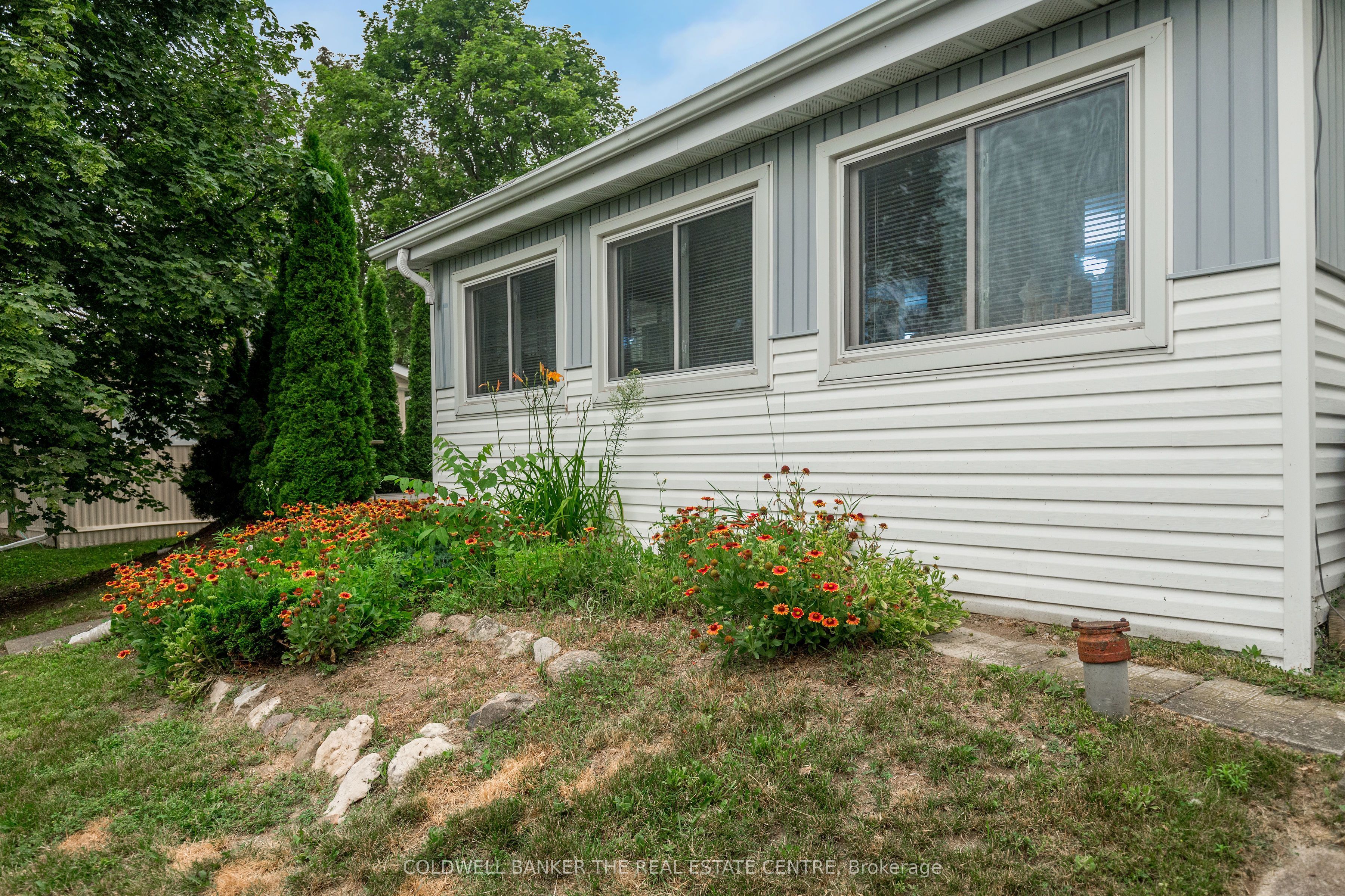 9 Hawthorne Drive Property Photo 22