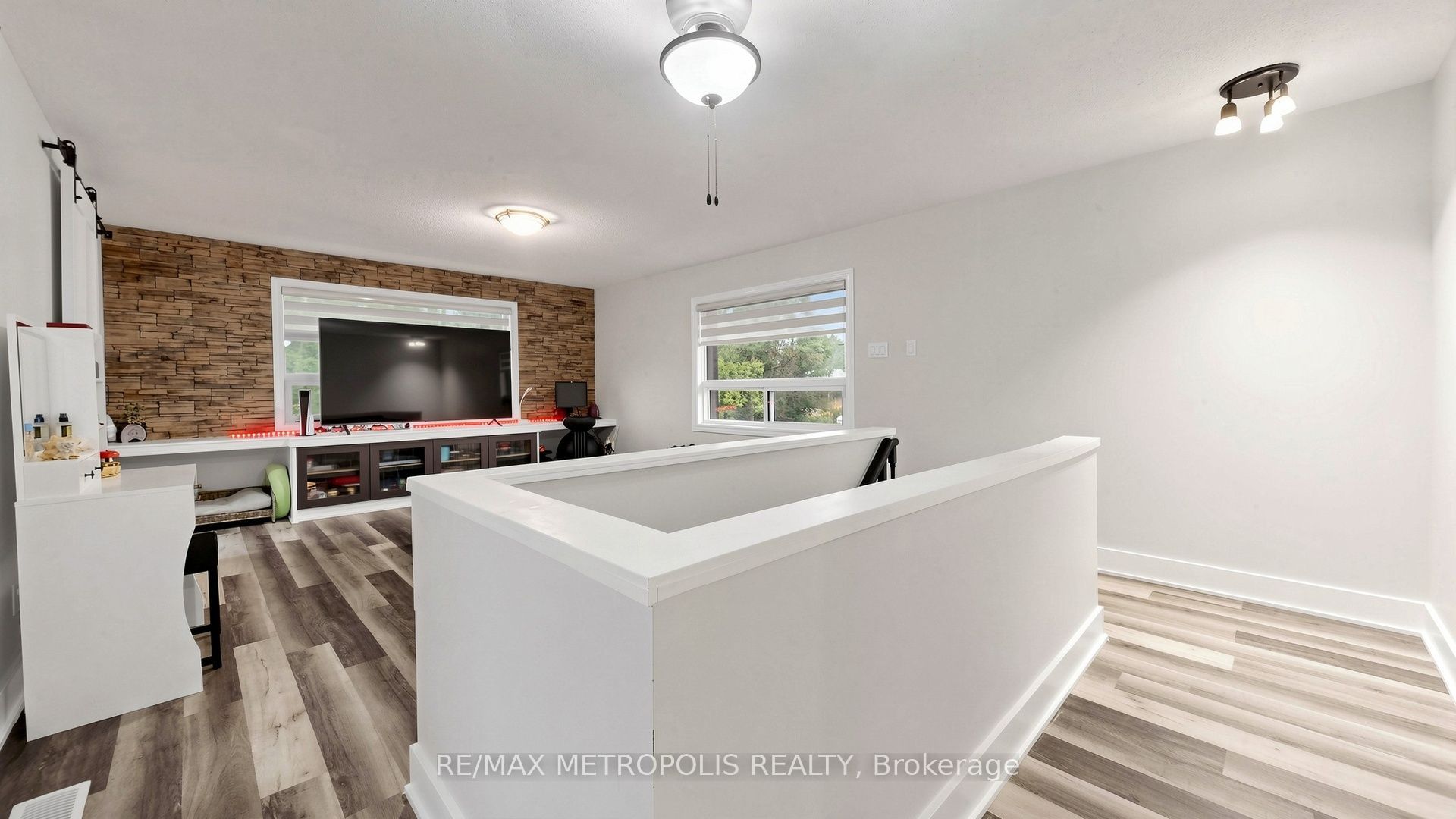 2739 Ireton Street E Property Photo 19